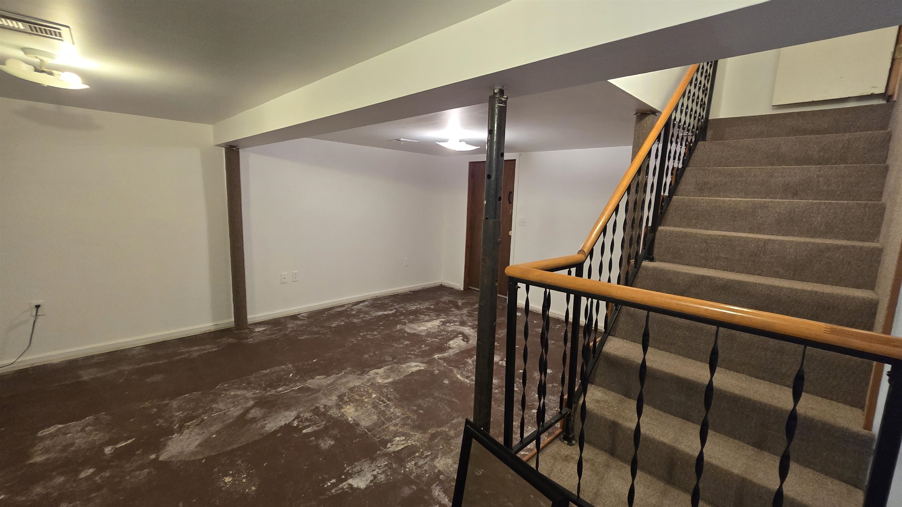 111 W 1st Property Photo 15