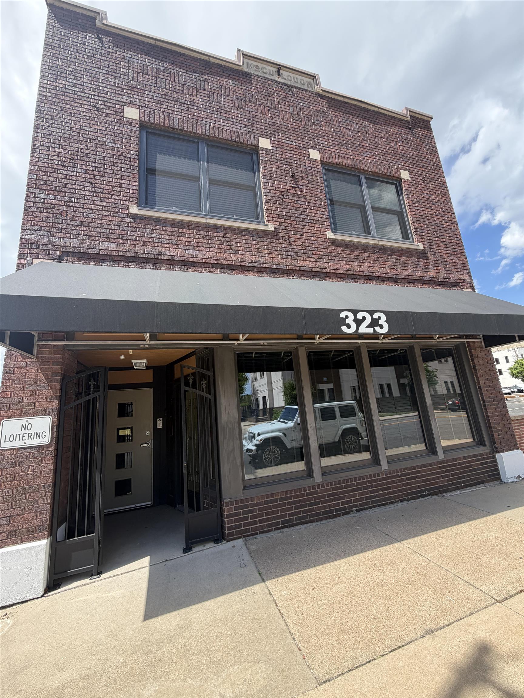 323 N Market Property Photo 2