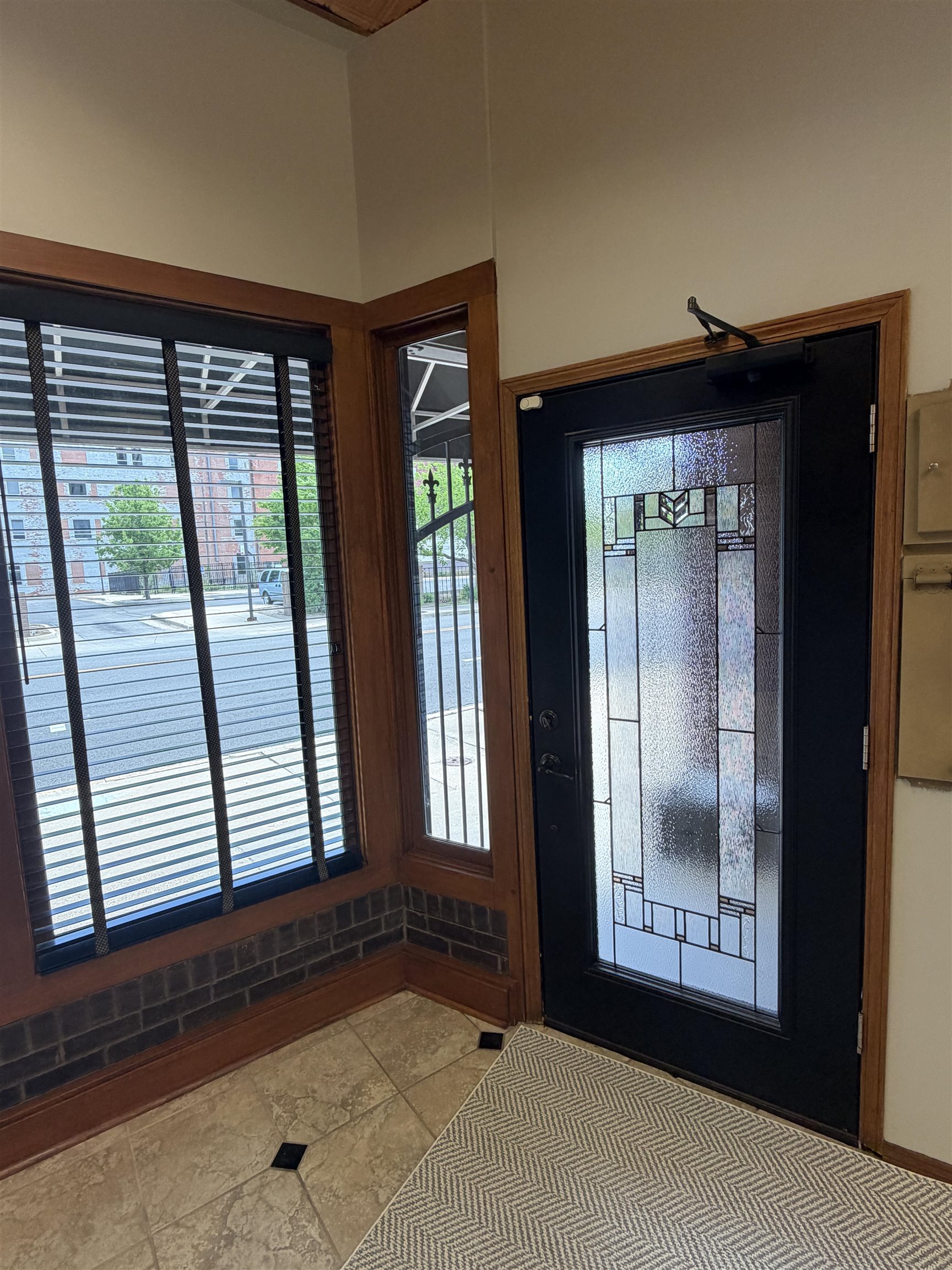 323 N Market Property Photo 4