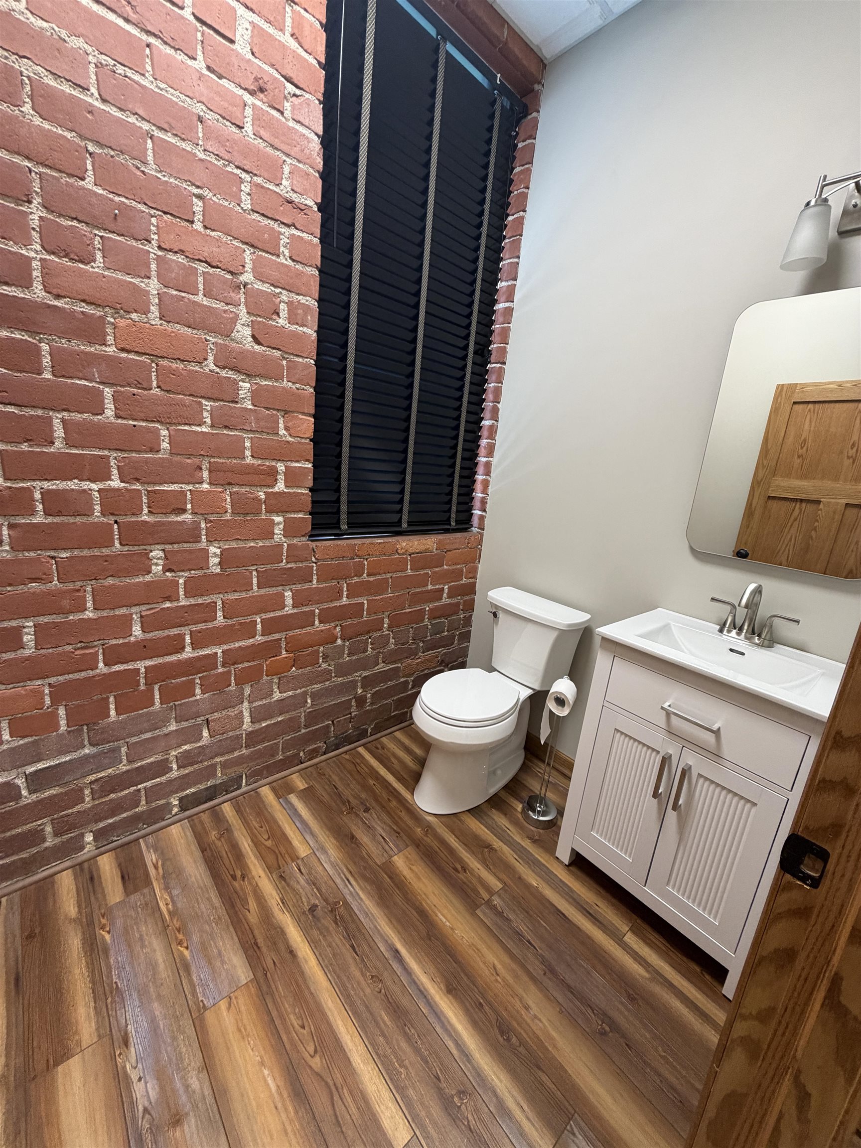 323 N Market Property Photo 21