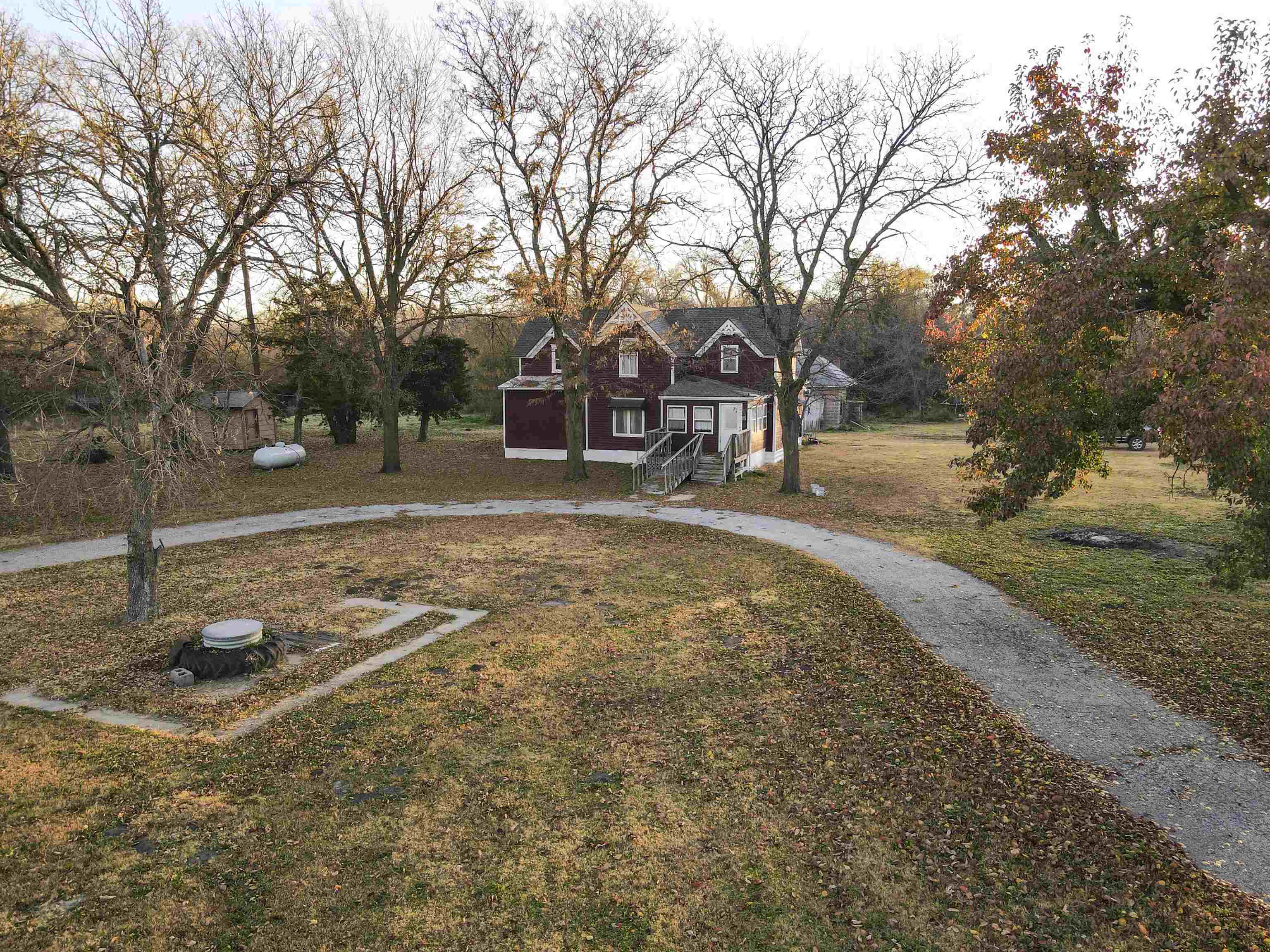 2400 N Pennington Rd Property Photo 7