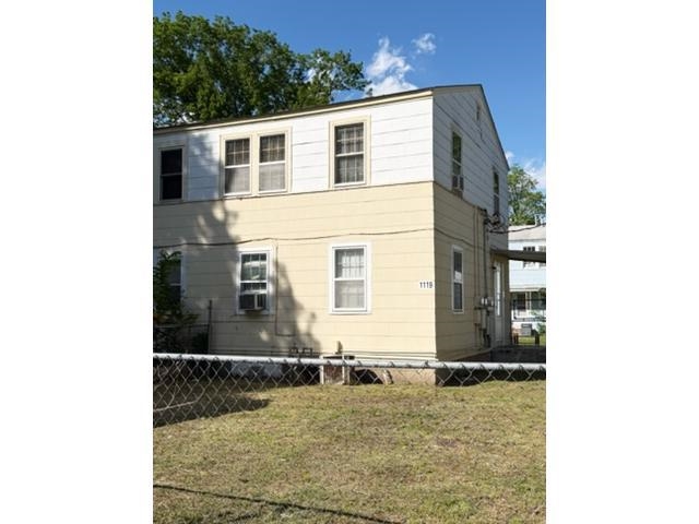 1119 S Pershing Ave Property Photo 7