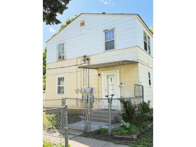 1119 S Pershing Ave Property Photo 8
