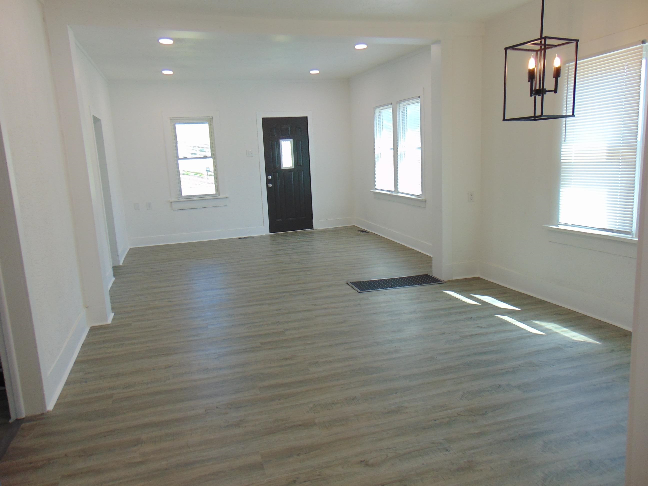 1657 S Gold Property Photo 13