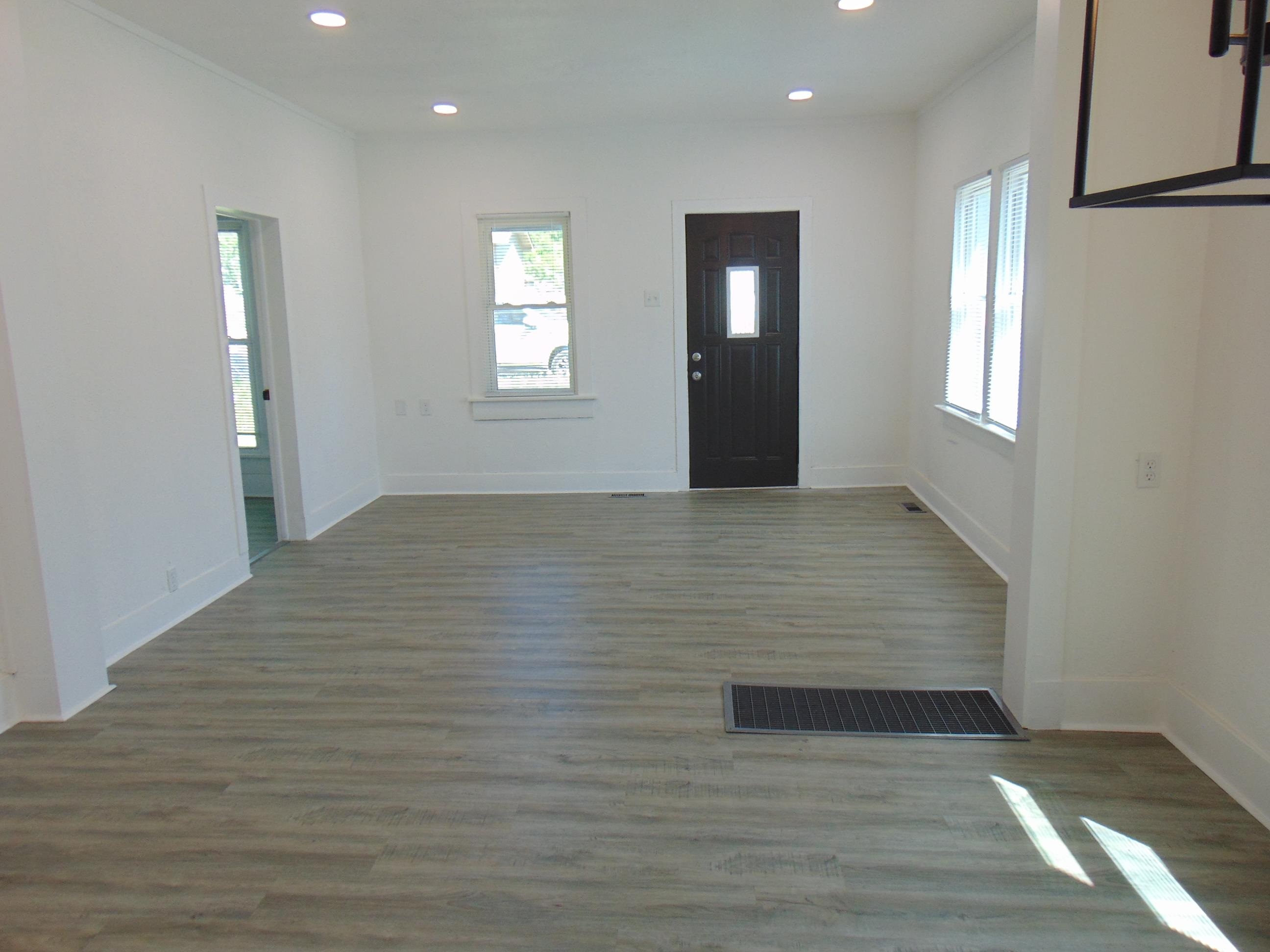 1657 S Gold Property Photo 16