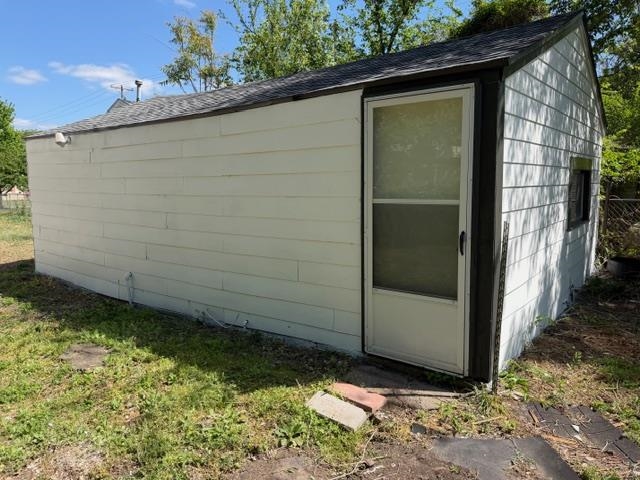 1657 S Gold Property Photo 34