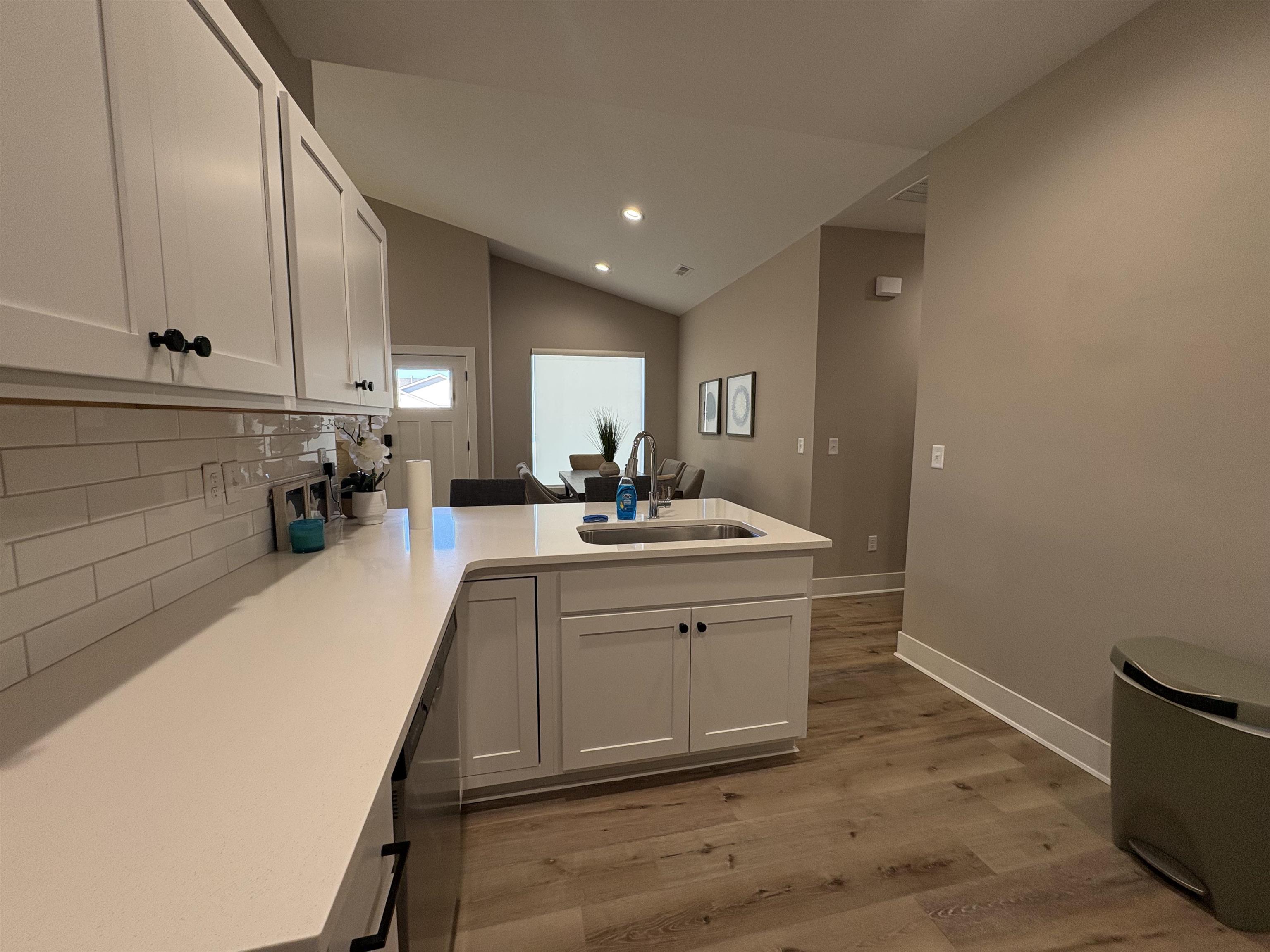 6849-6851 W Kollmeyer Property Photo 15