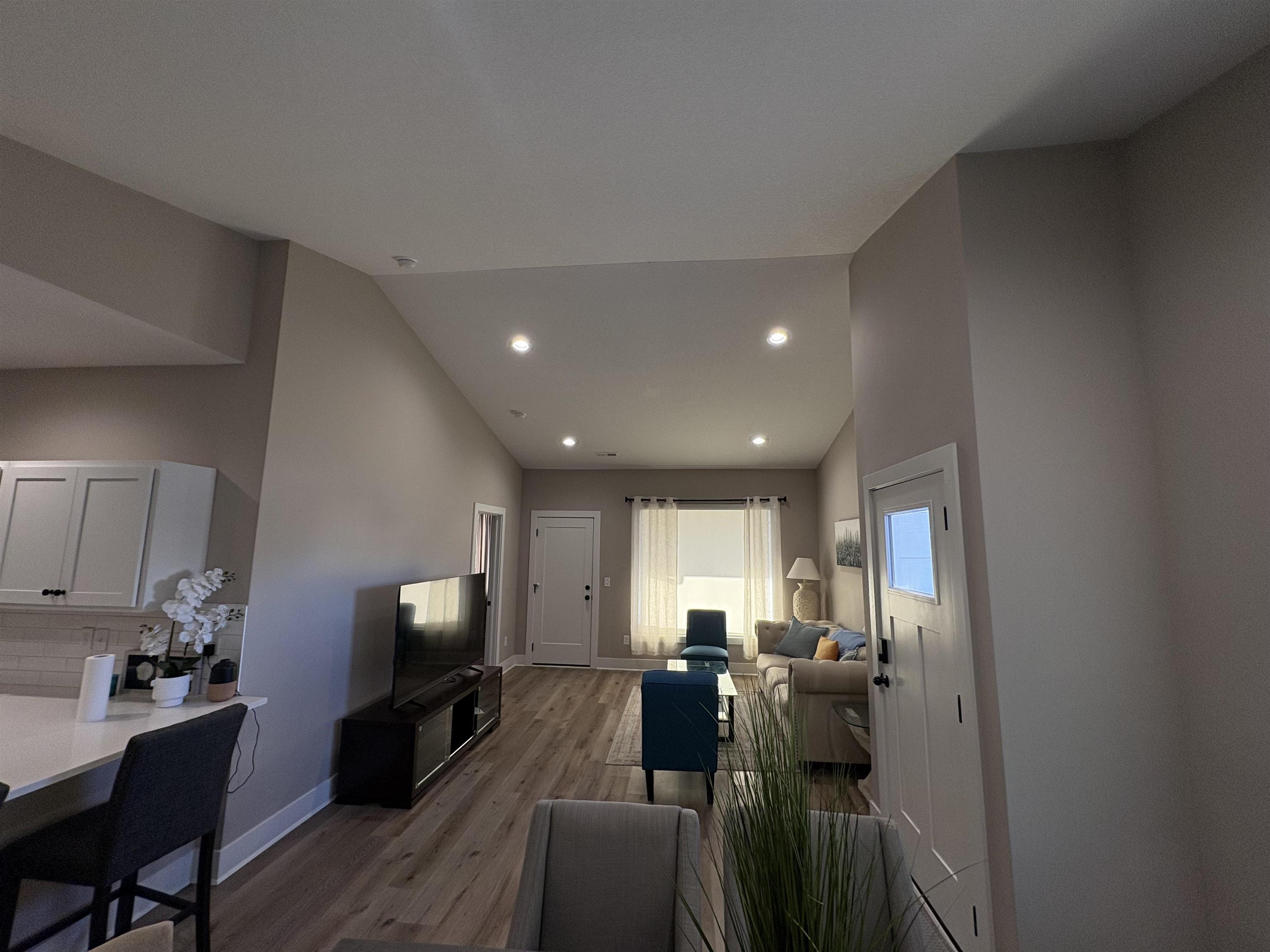 6849-6851 W Kollmeyer Property Photo 17