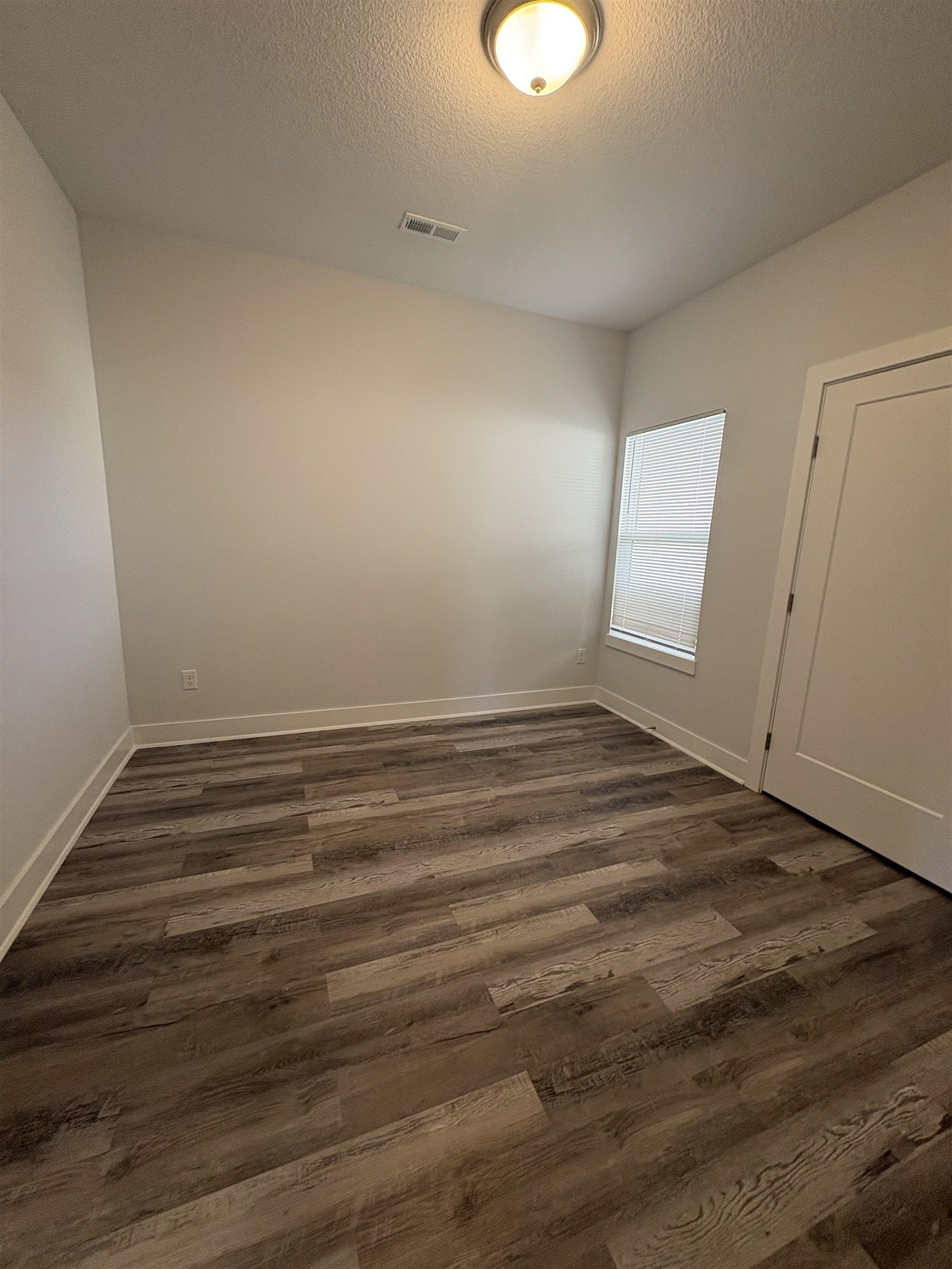 6837-6839 W Kollmeyer Property Photo 14