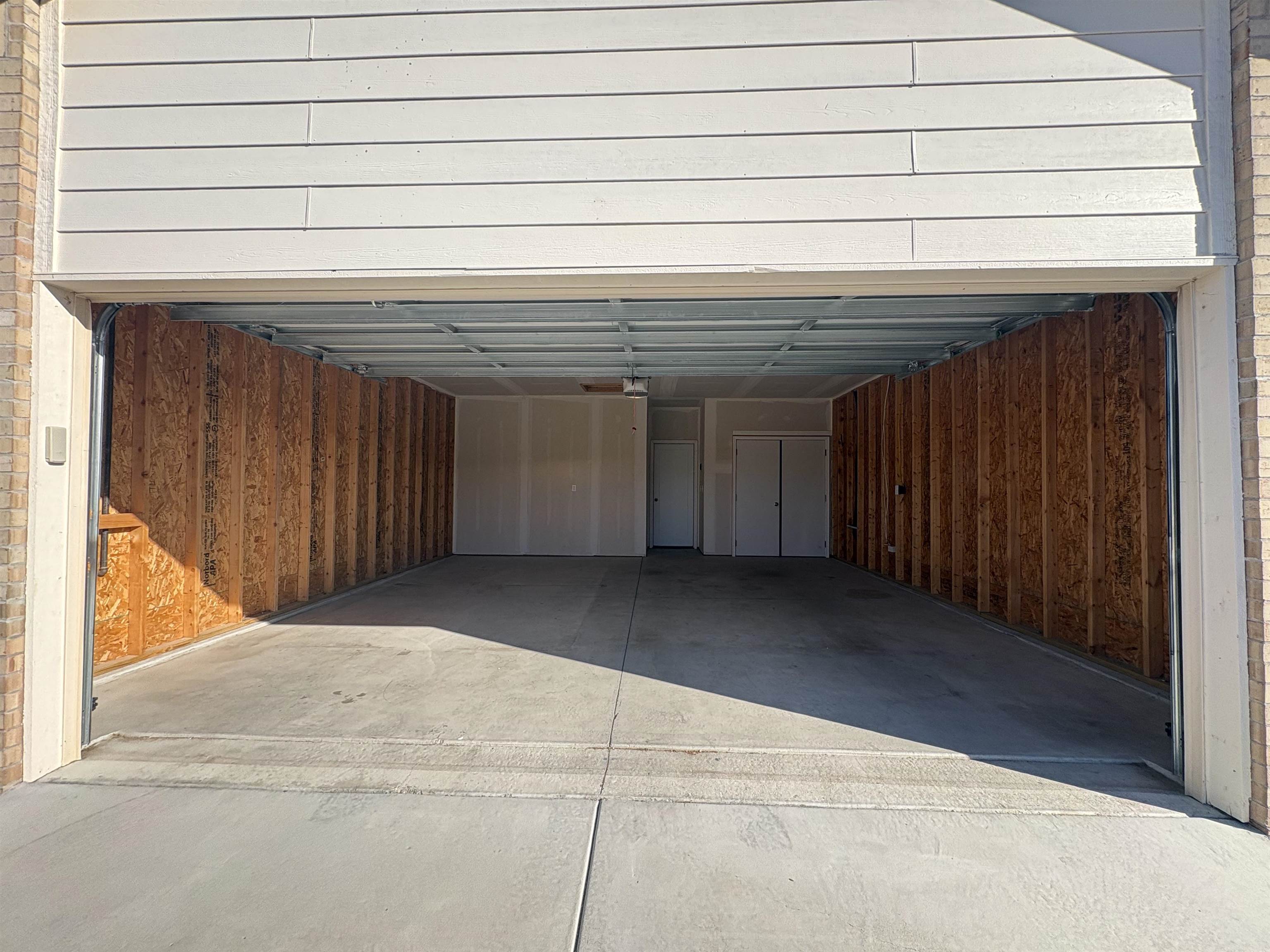 6837-6839 W Kollmeyer Property Photo 21