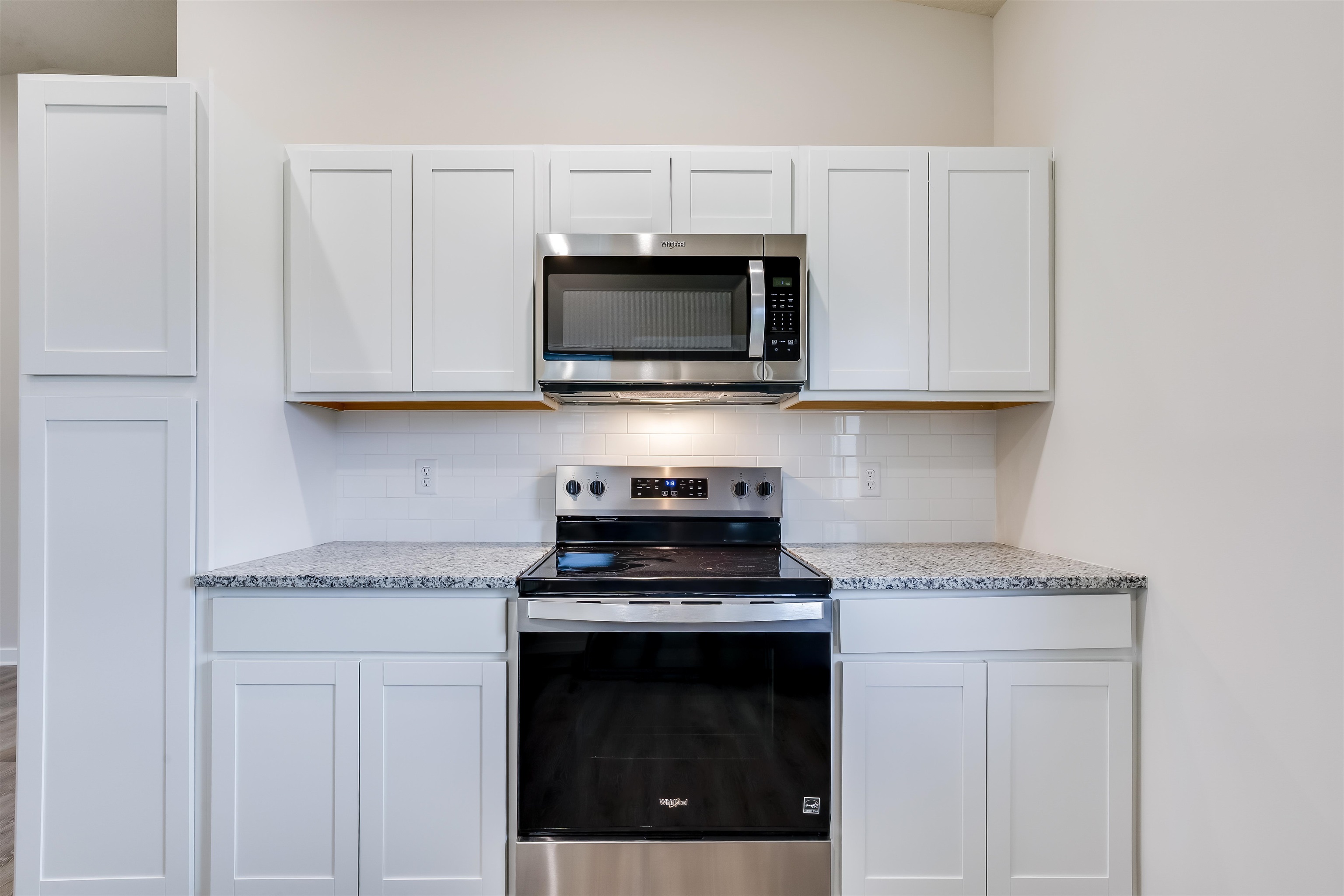 1786 W Redbud Lane Property Photo 8