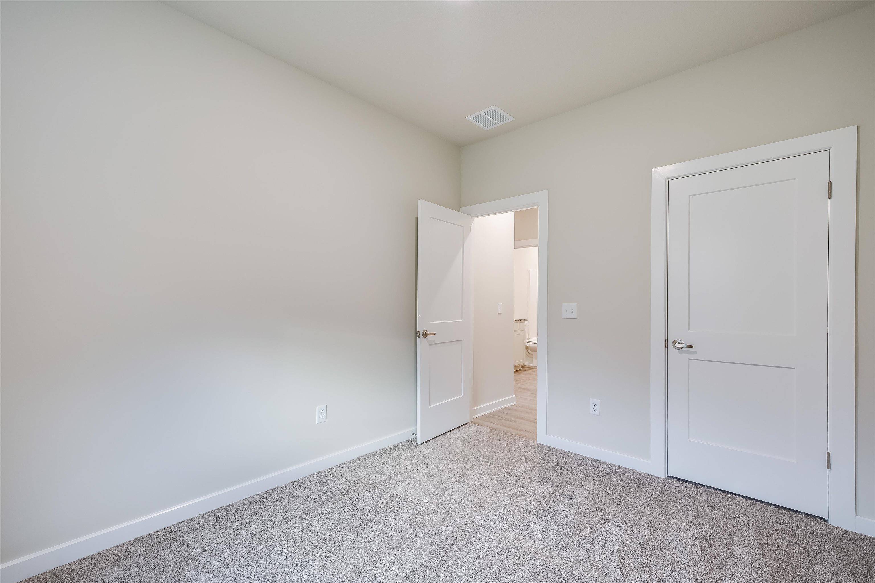 1786 W Redbud Lane Property Photo 17