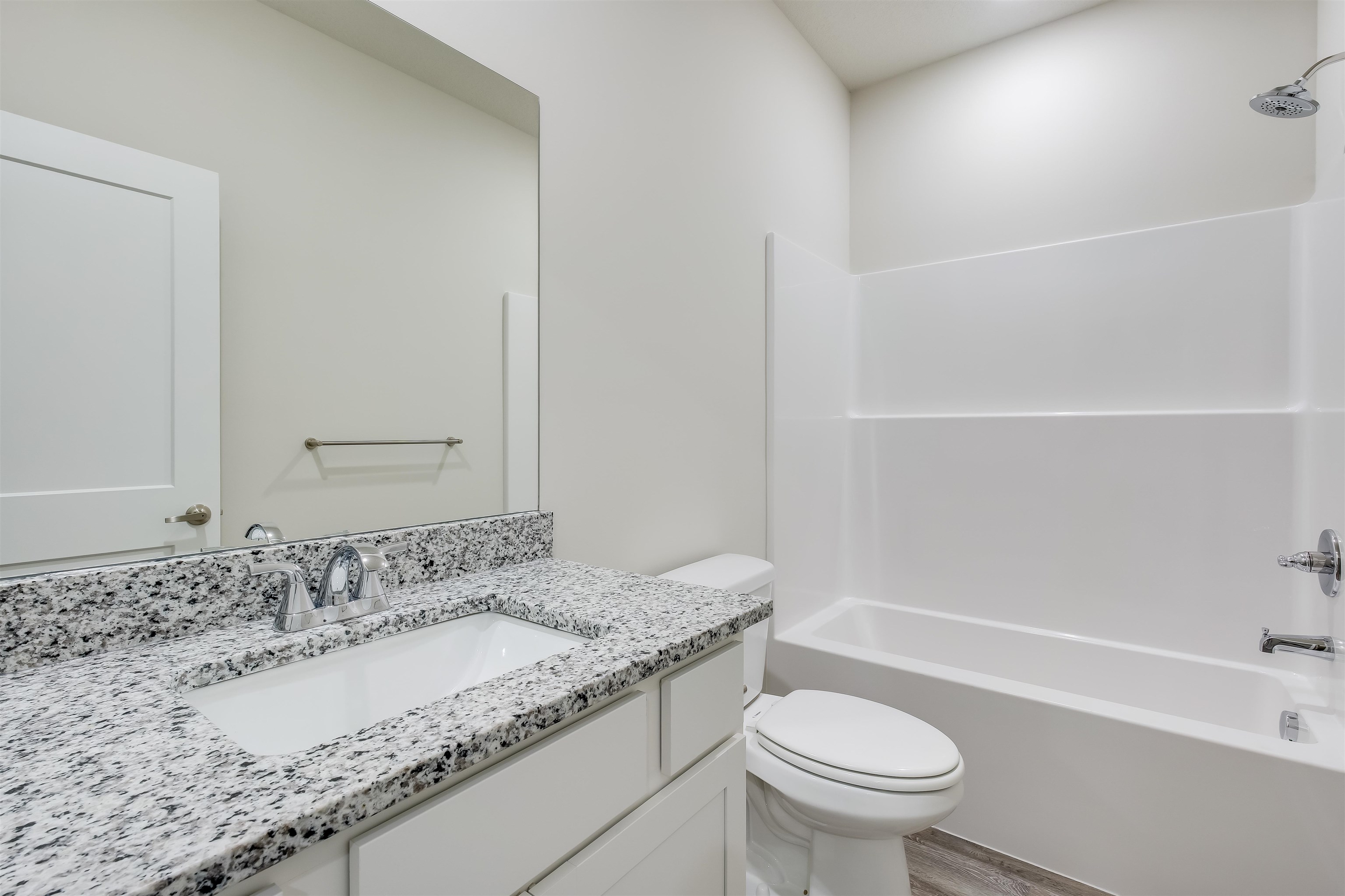 1786 W Redbud Lane Property Photo 18