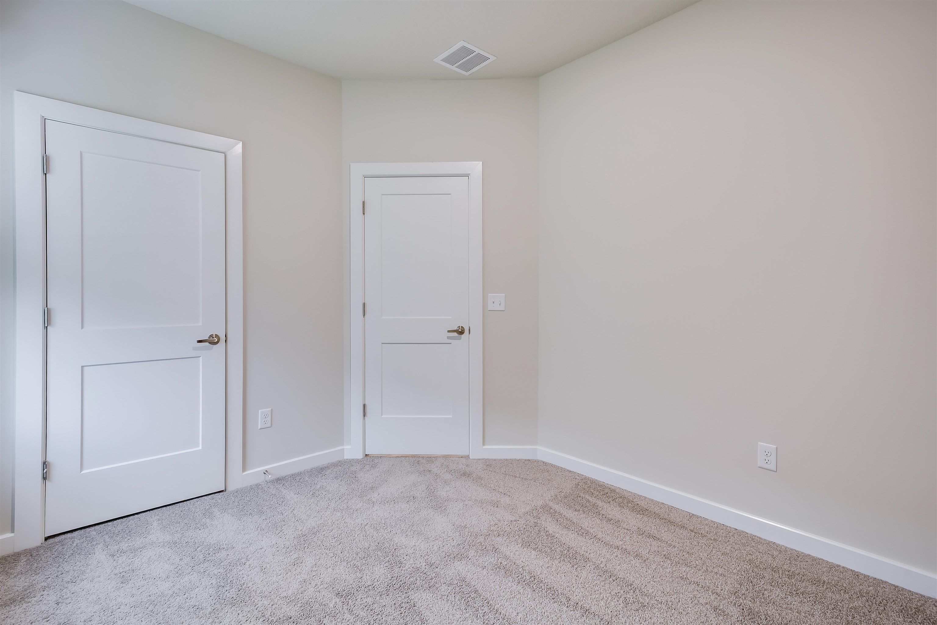 1786 W Redbud Lane Property Photo 20