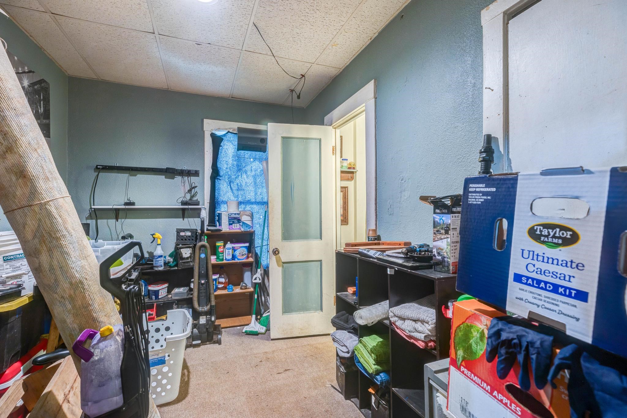 446 S College Ave Property Photo 13