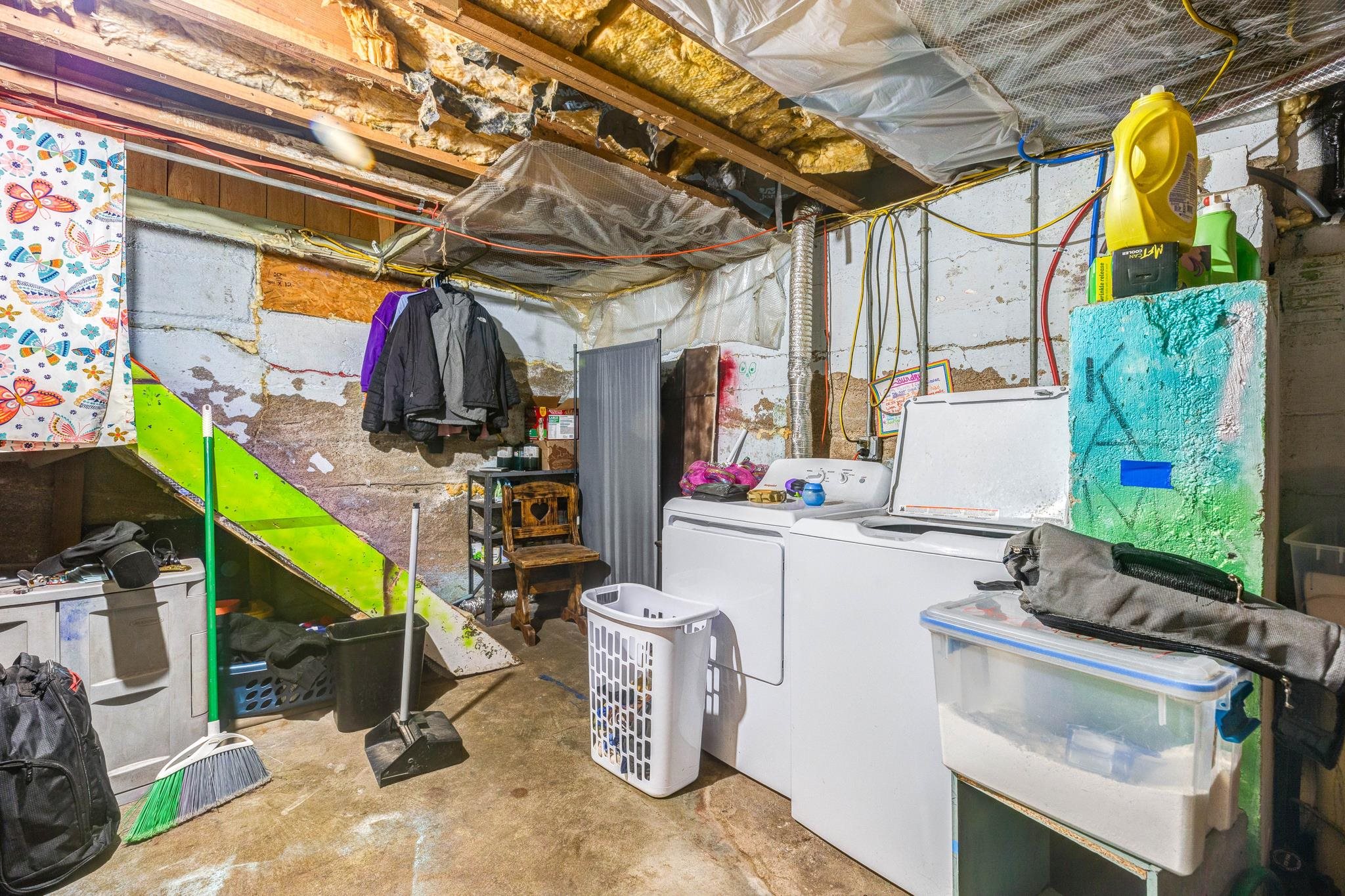 446 S College Ave Property Photo 19