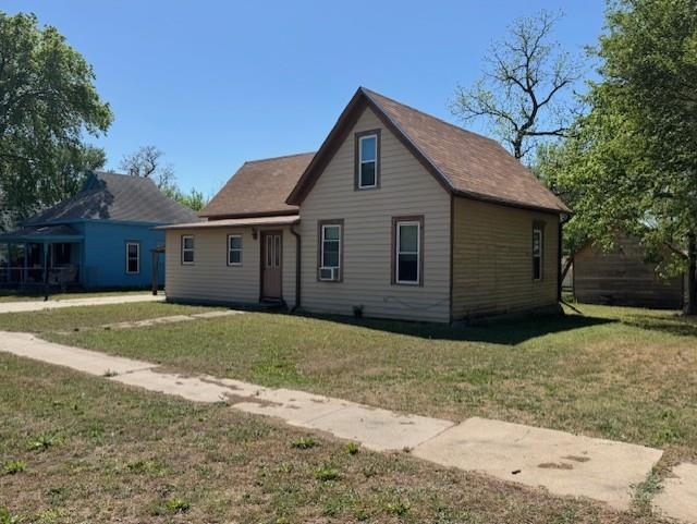 307 N Custer Street Property Photo 16