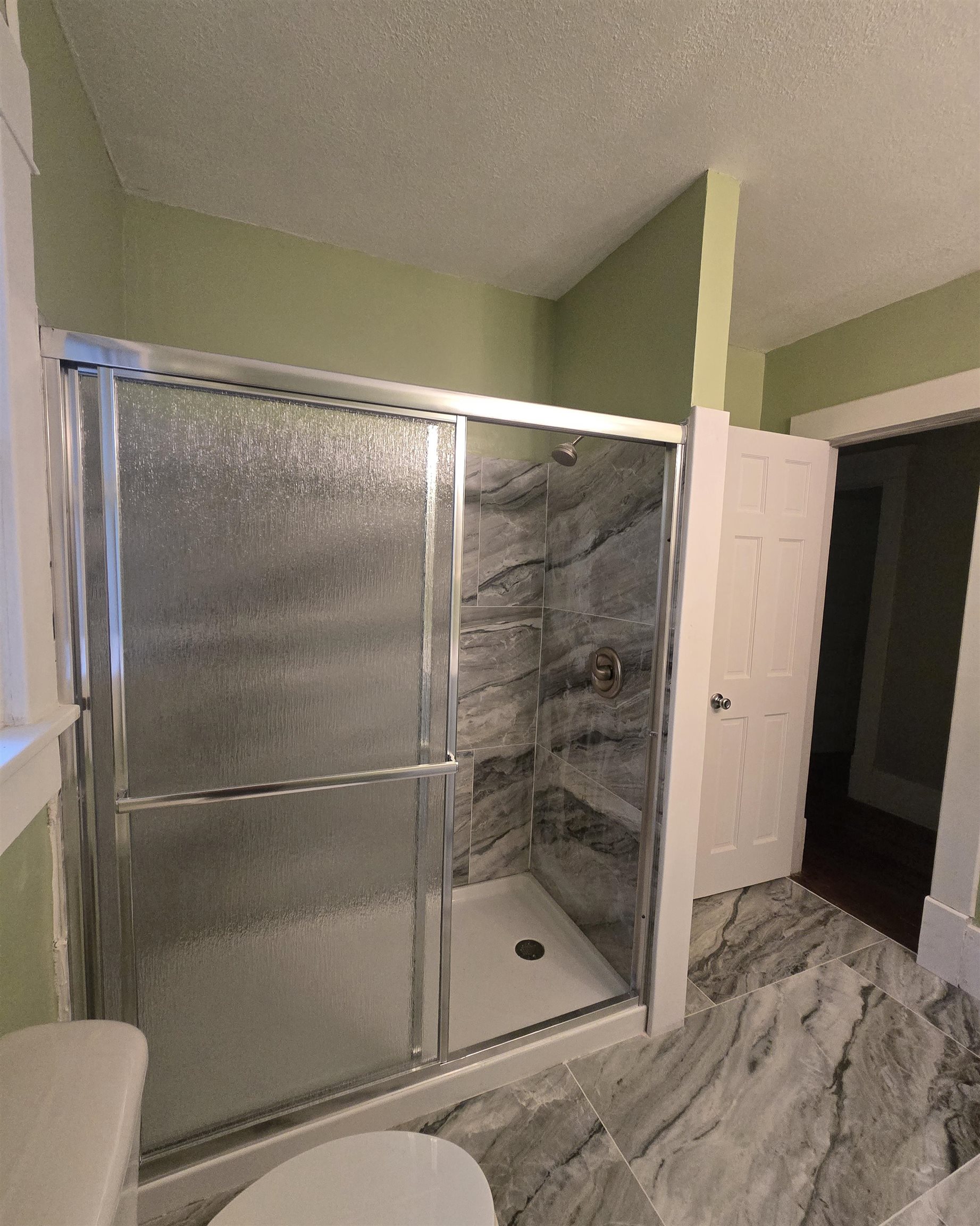 1631 N Fairview Property Photo 4
