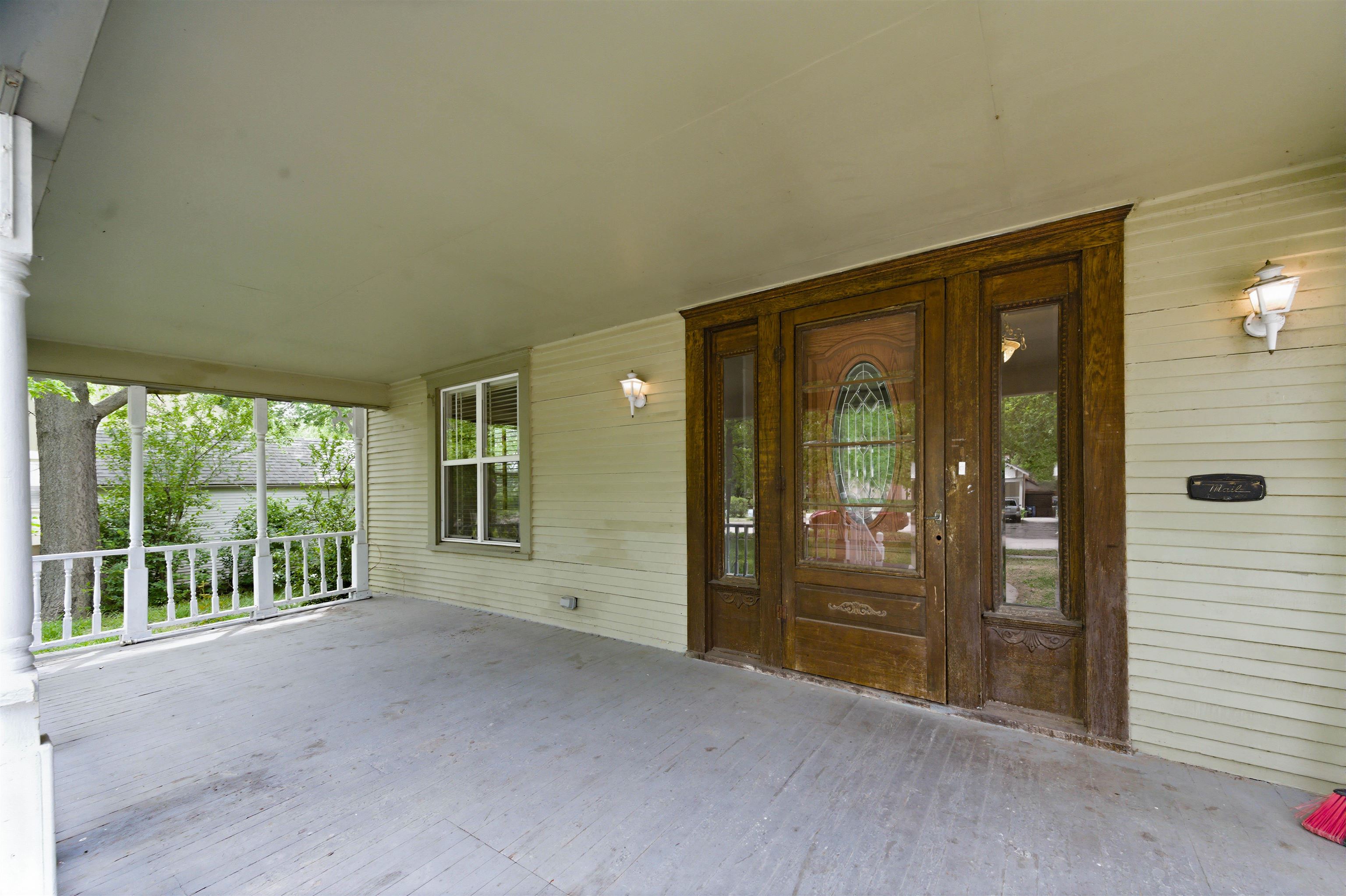 1631 N Fairview Property Photo 6