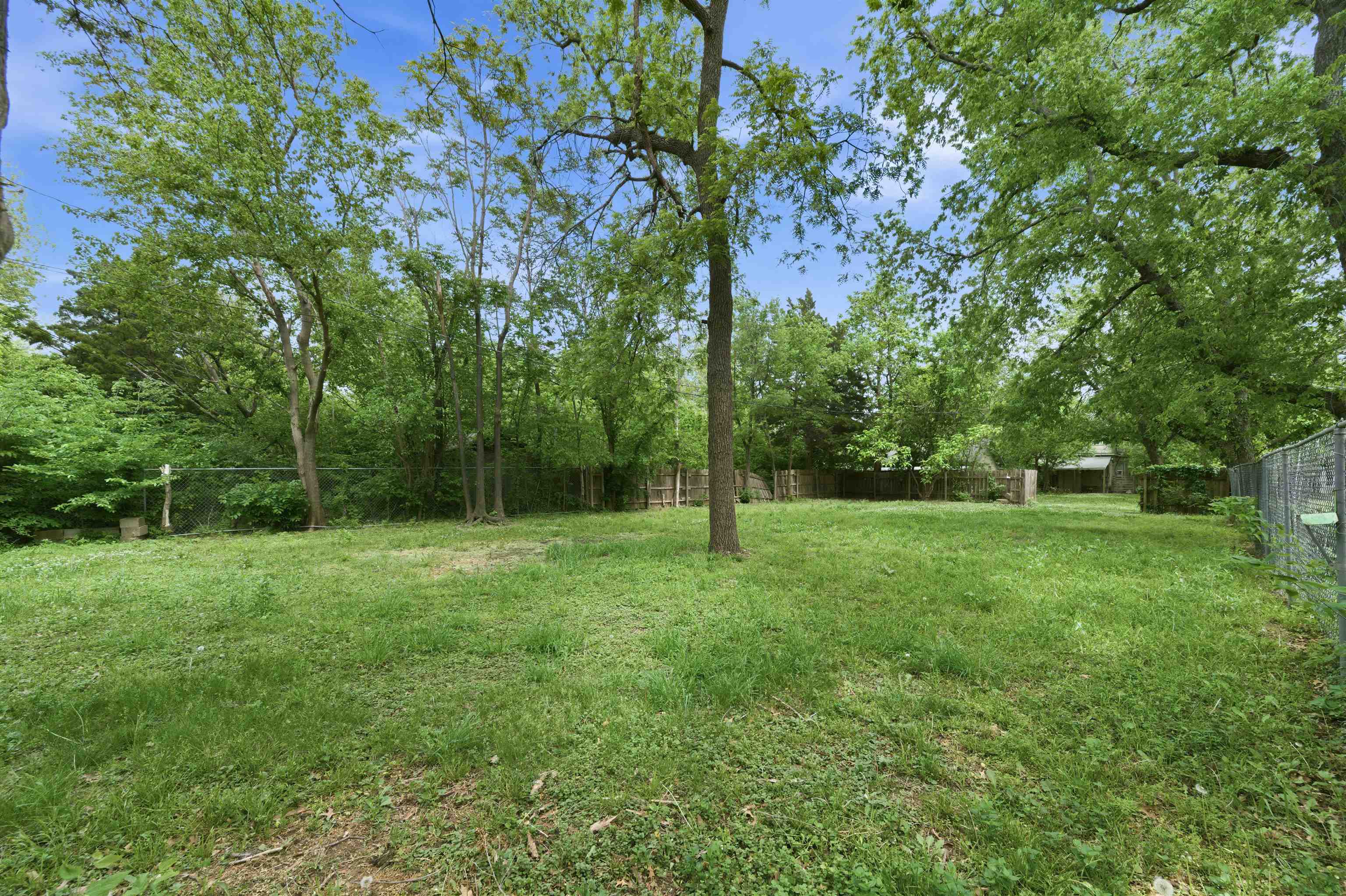 1631 N Fairview Property Photo 30