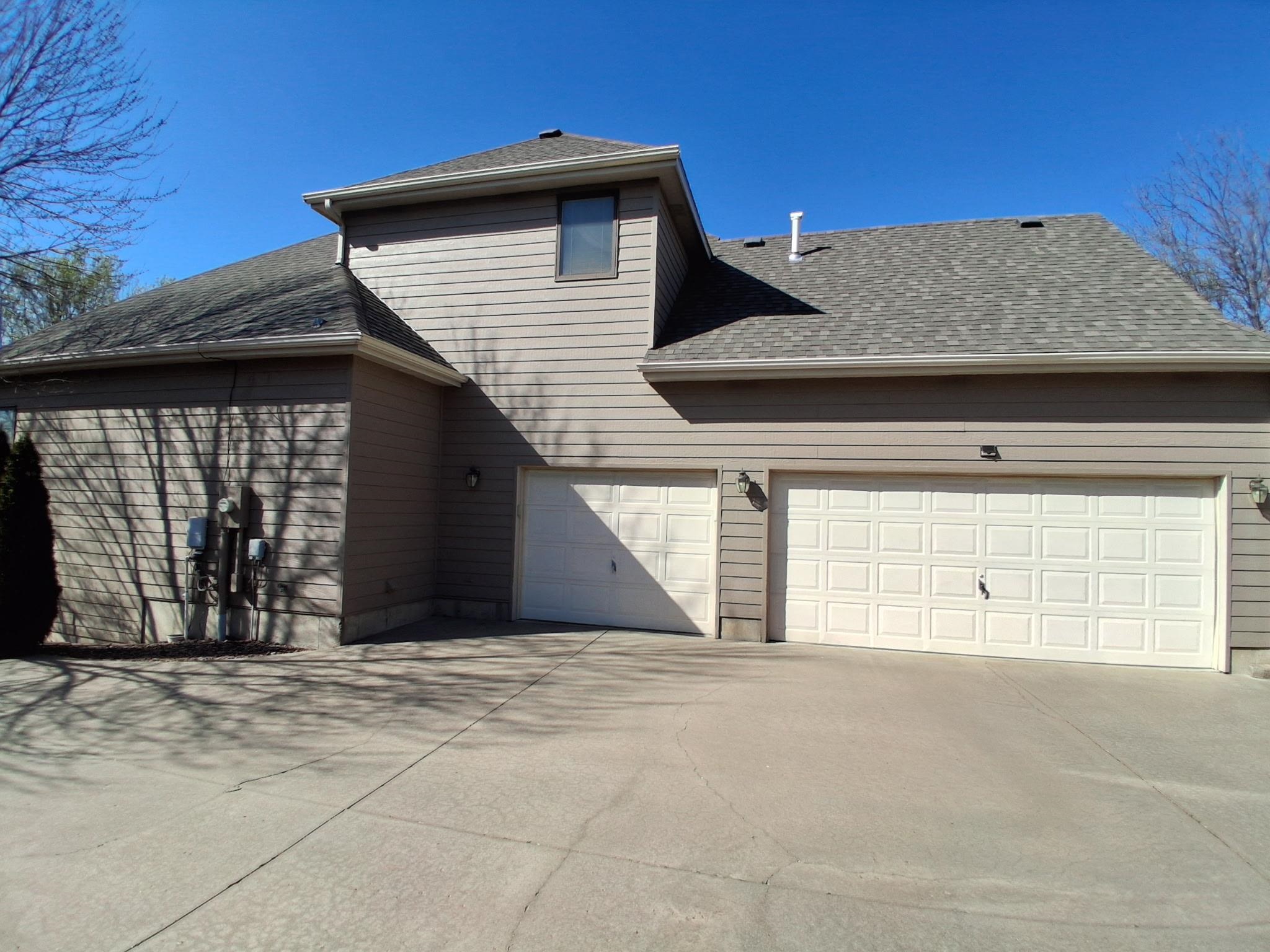 1250 Columbine Cr Property Photo 2