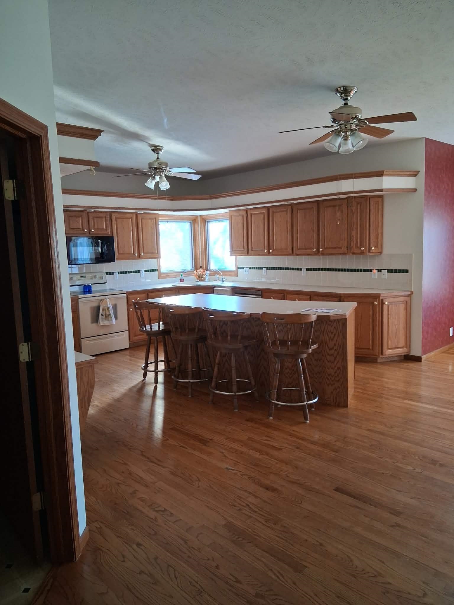 1250 Columbine Cr Property Photo 7