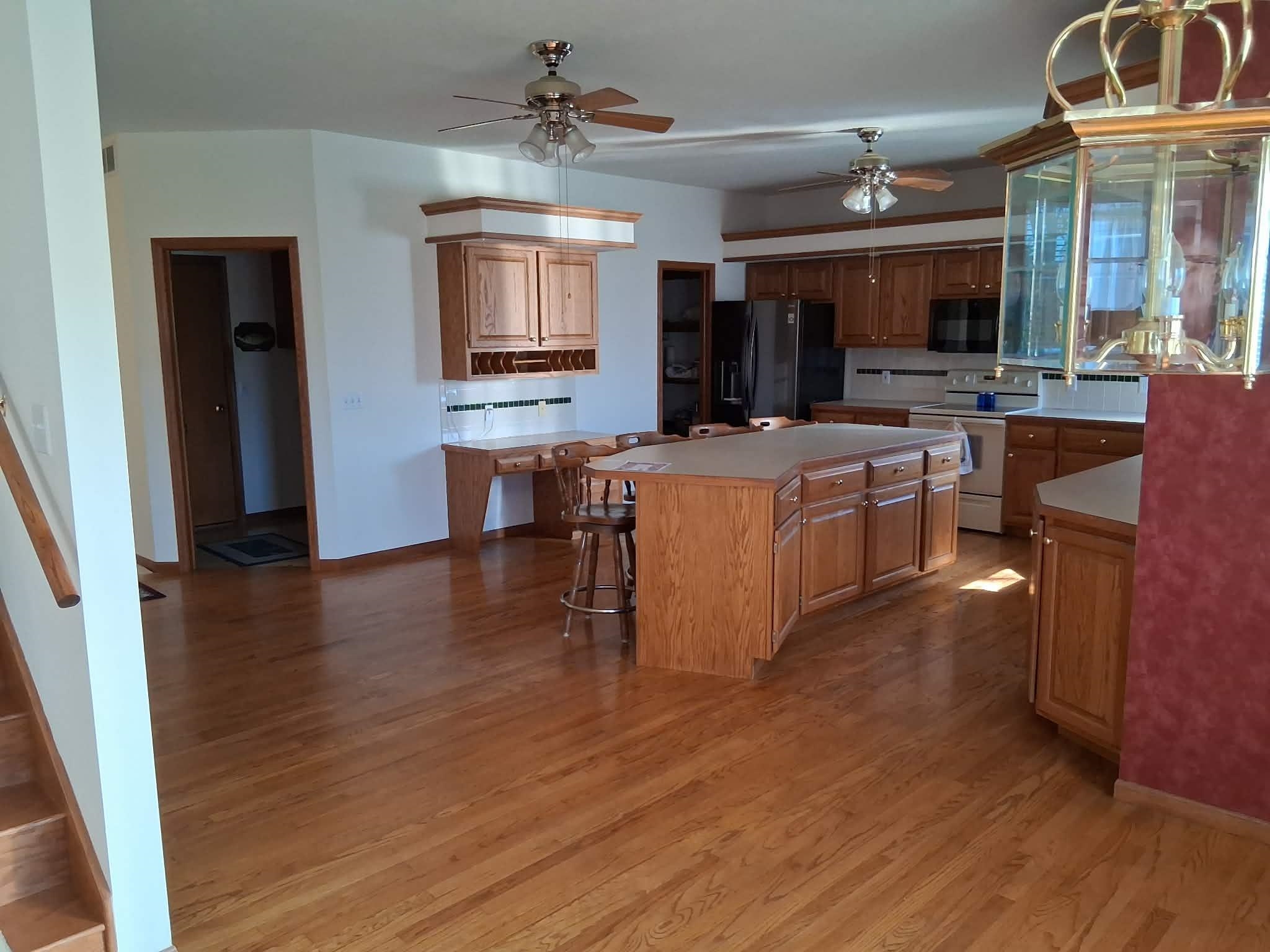 1250 Columbine Cr Property Photo 11