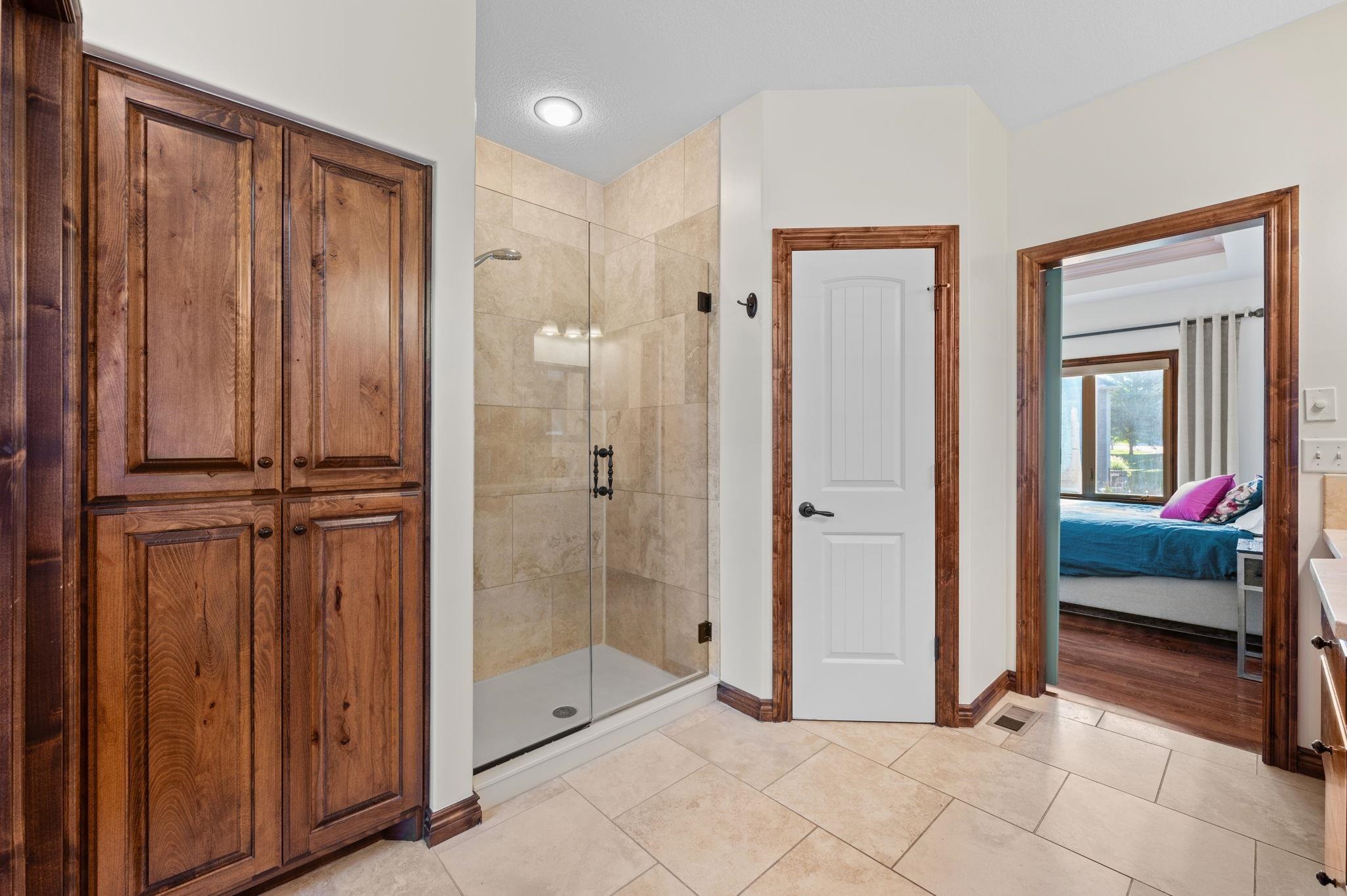 1427 E Timber Falls Ct Property Photo 15