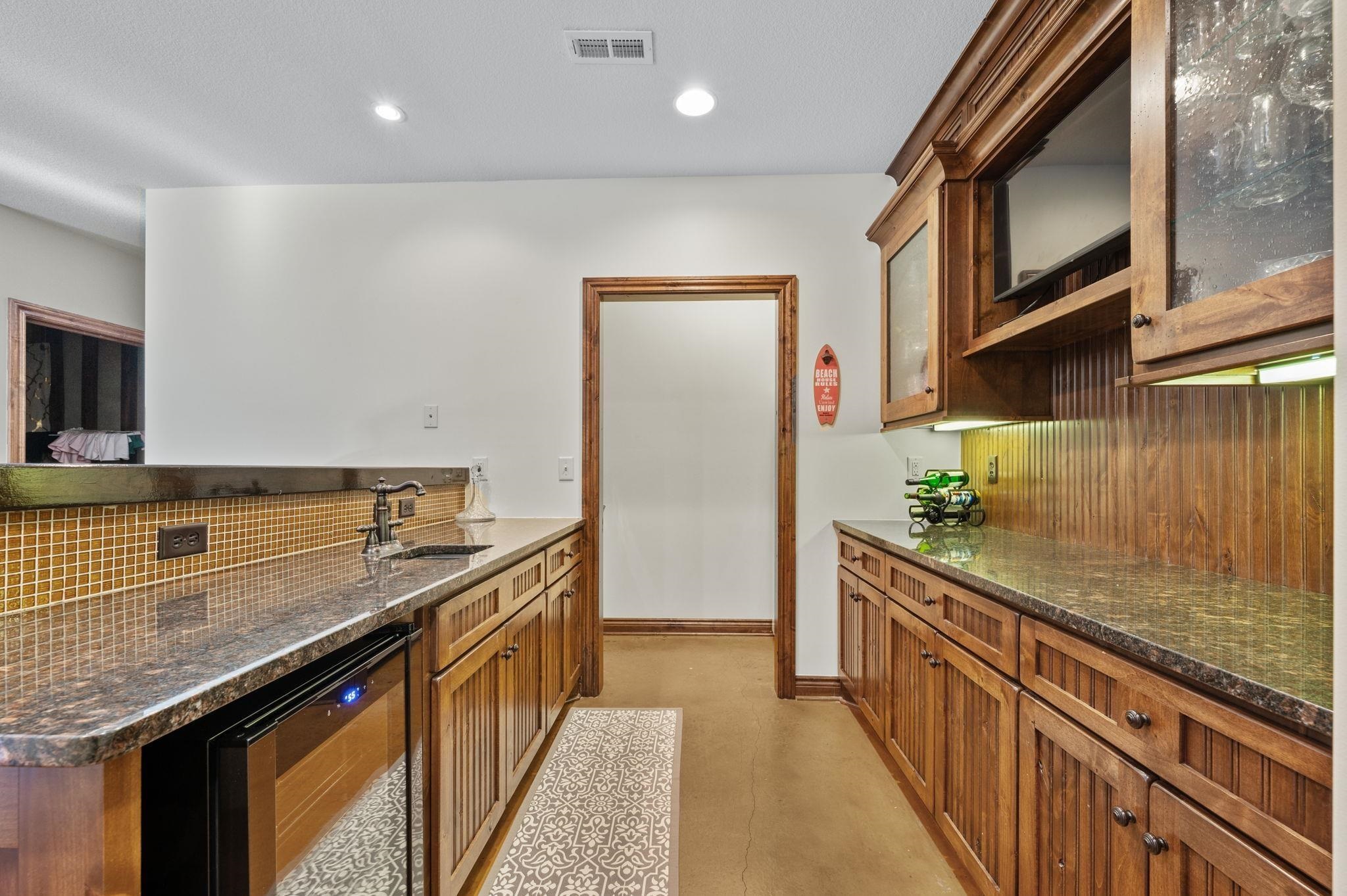 1427 E Timber Falls Ct Property Photo 24