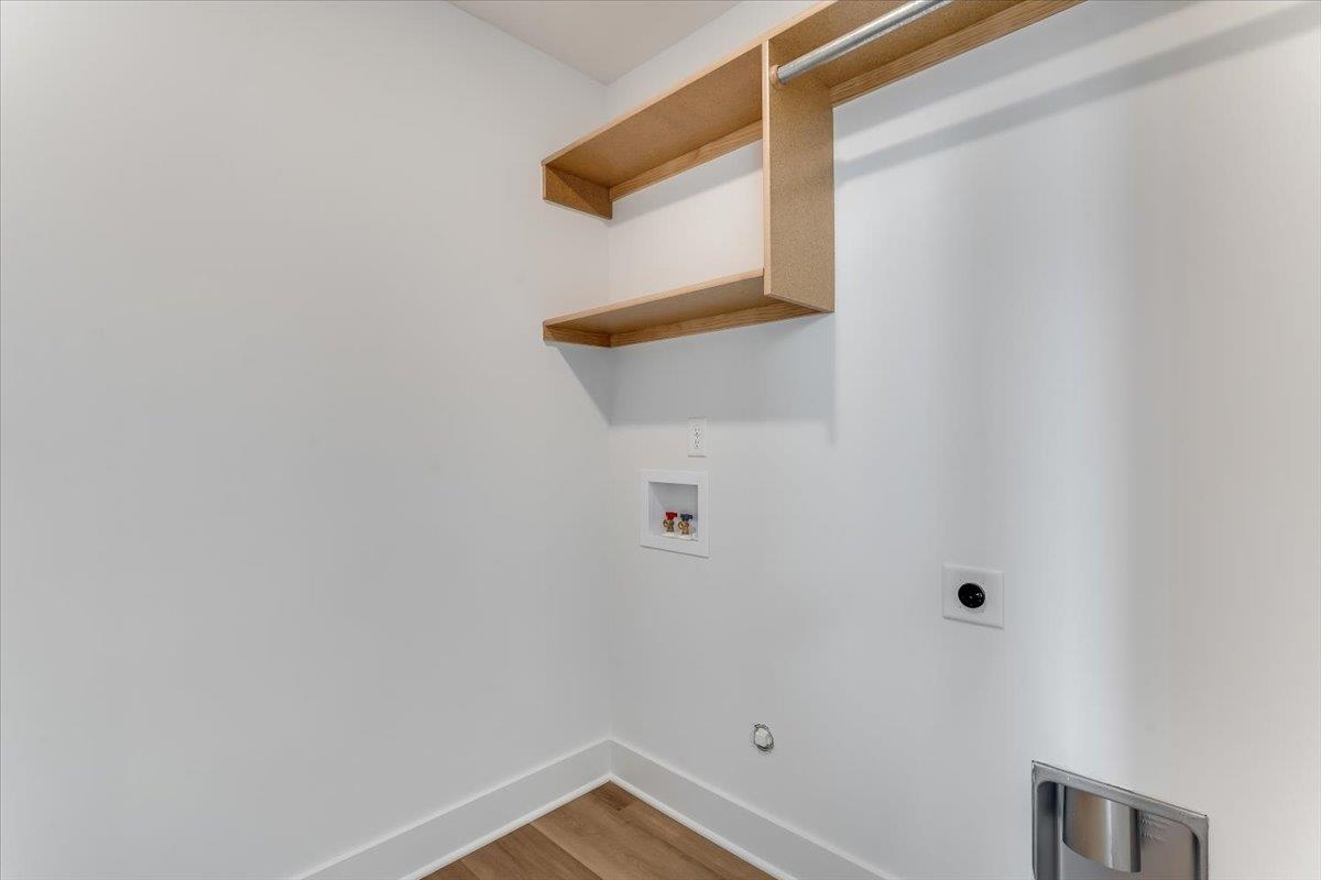5865 N St. Paul Ct. Property Photo 24