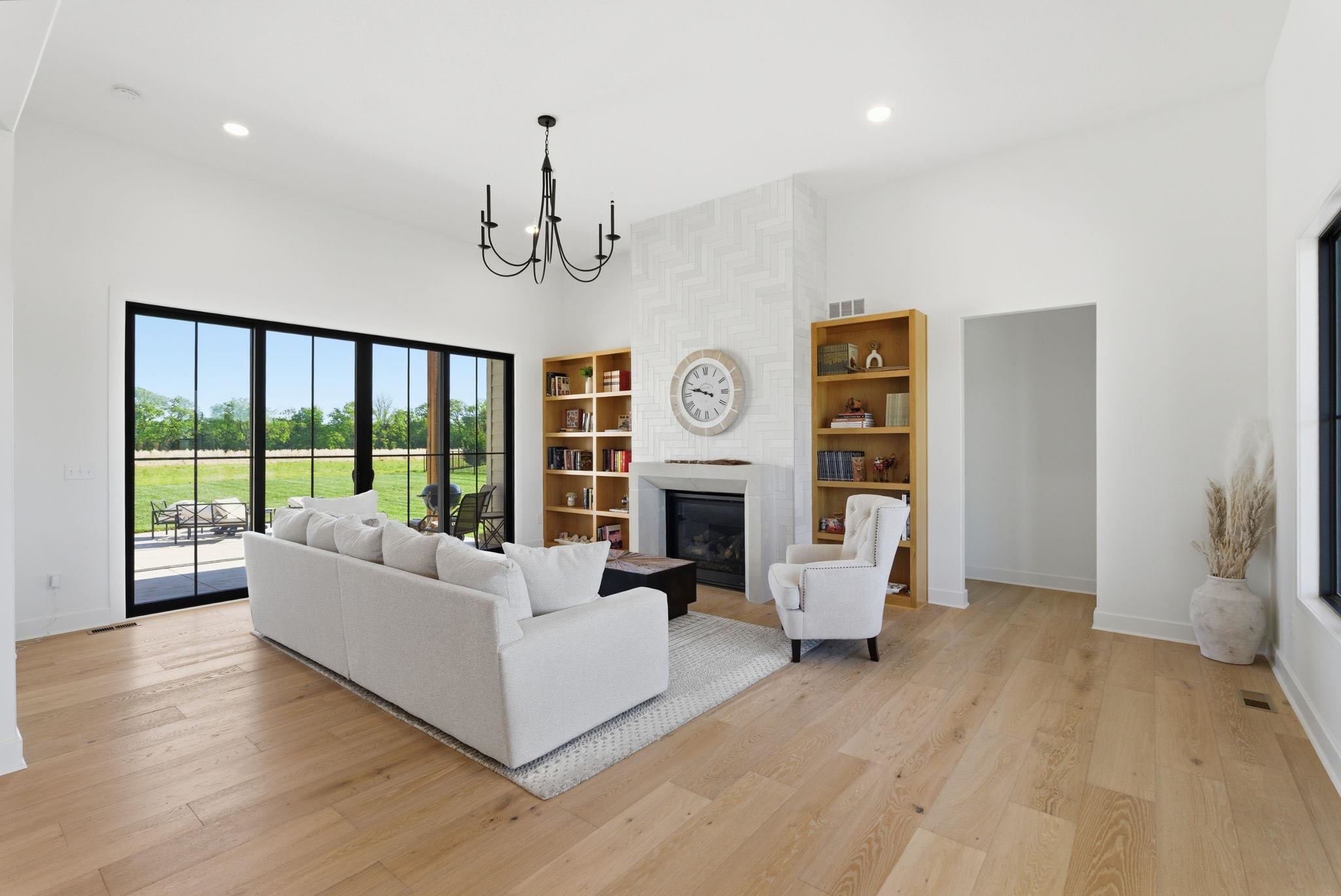 200 Cedar Ranch Ct Property Photo 8