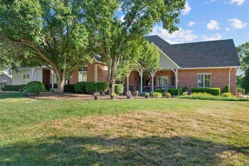 2475 Dundee Ln Property Photo 1