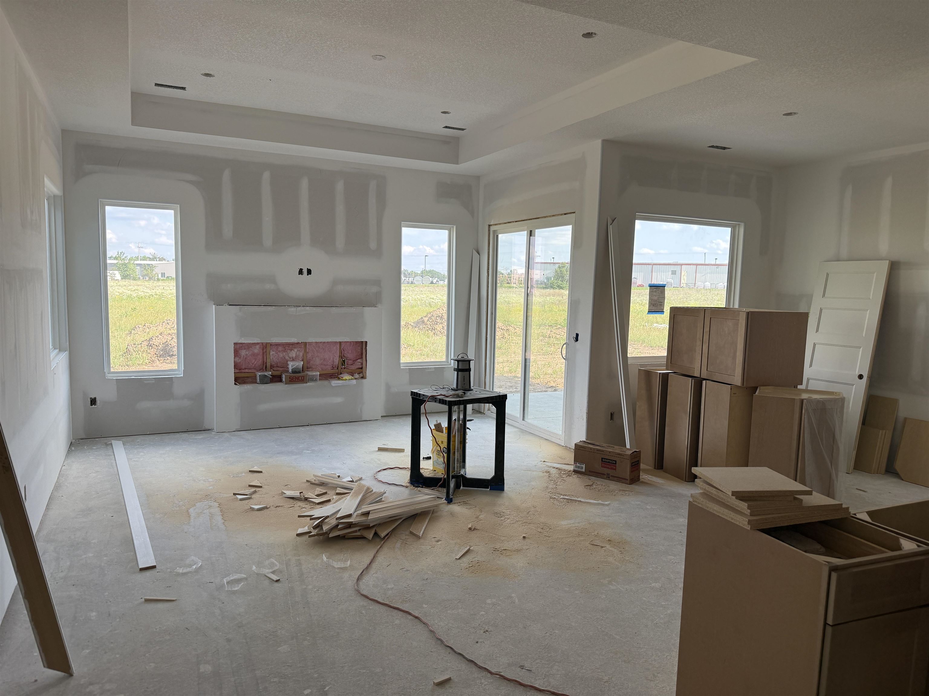 870 N Main Property Photo 3