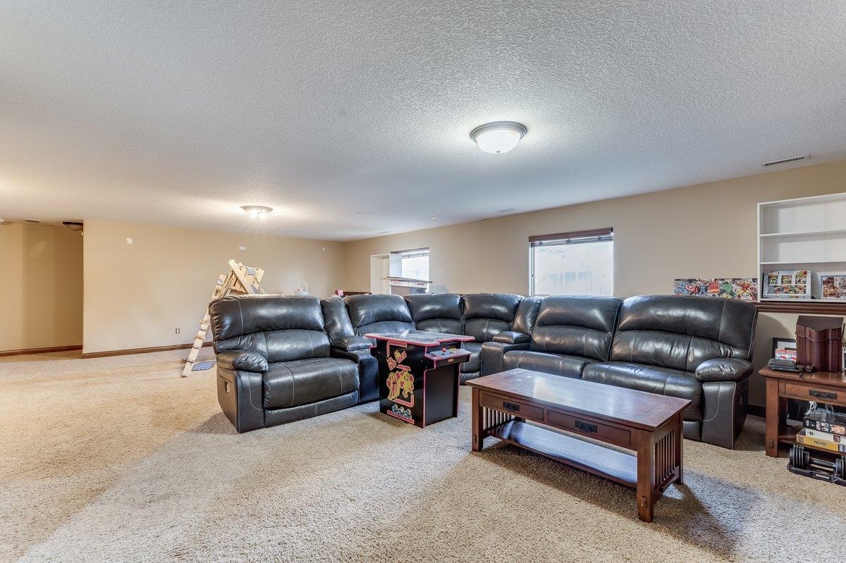 4835 N Emerald Property Photo 22