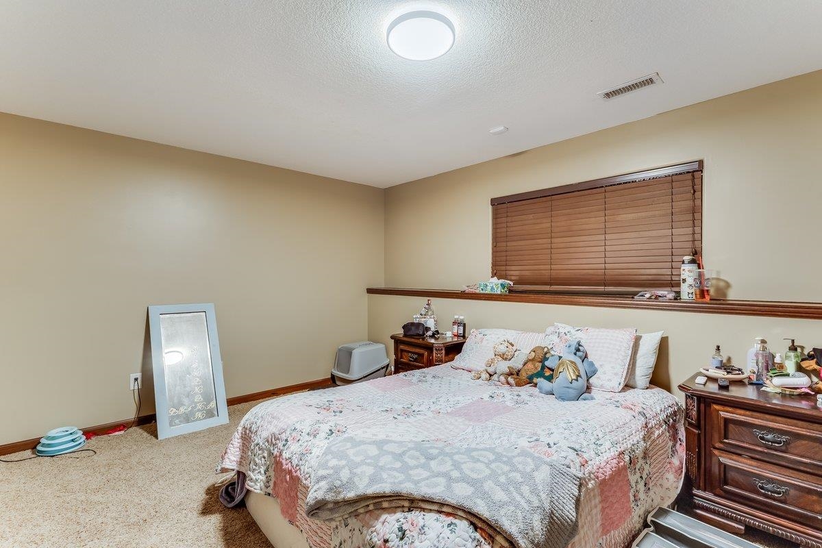 4835 N Emerald Property Photo 23