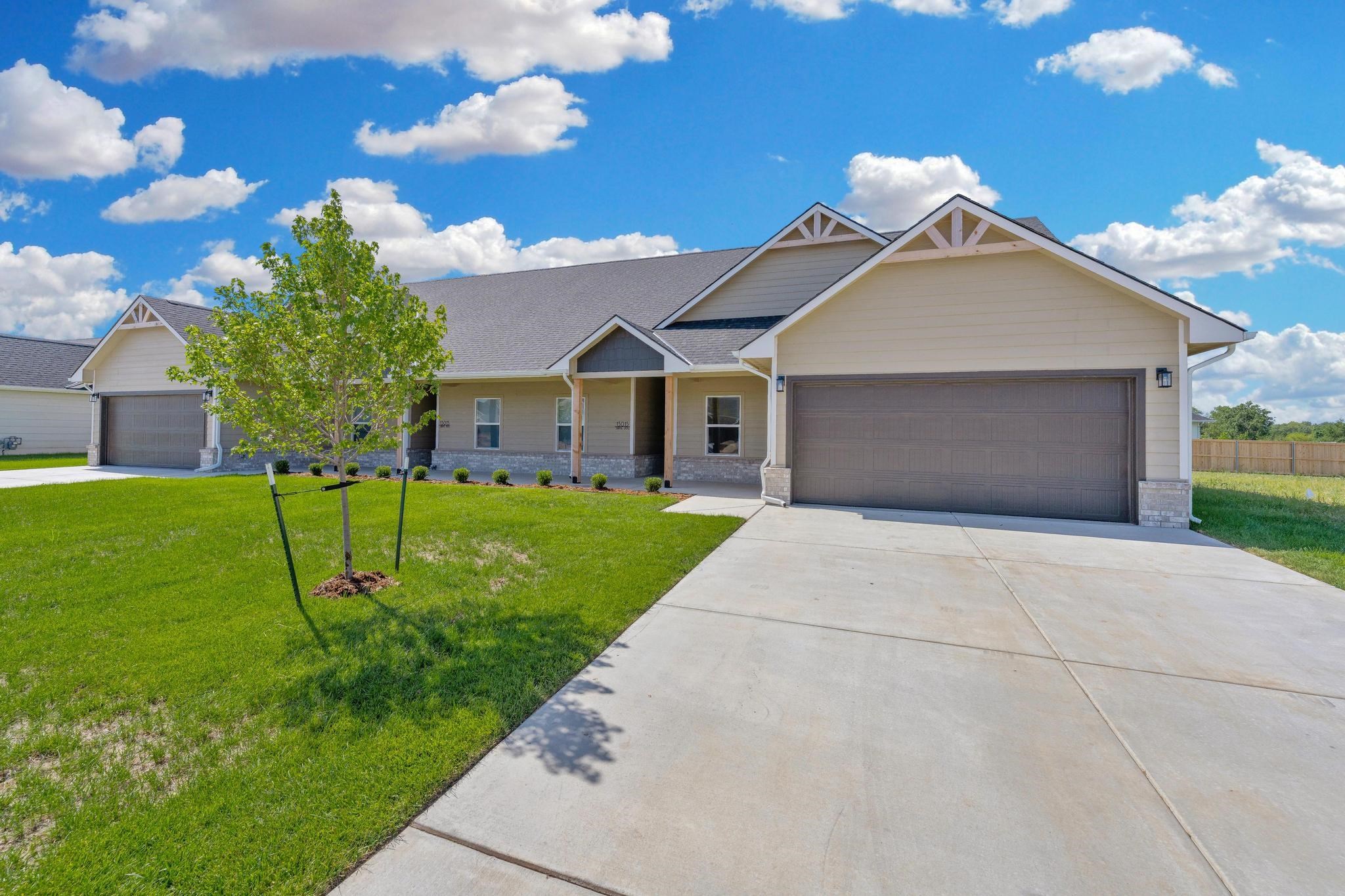13015 W Thorton St. Property Photo 1