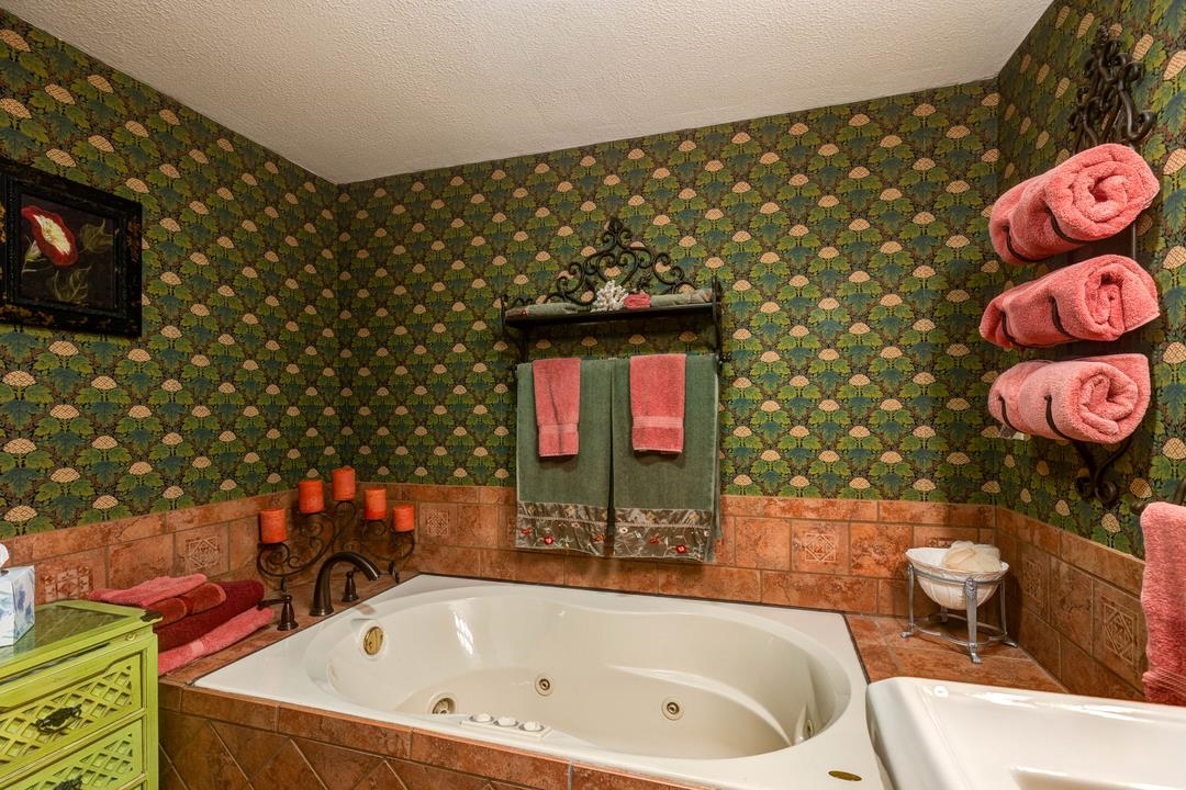 2282 Camp Rd. Property Photo 13