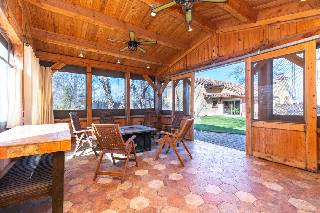 2282 Camp Rd. Property Photo 18