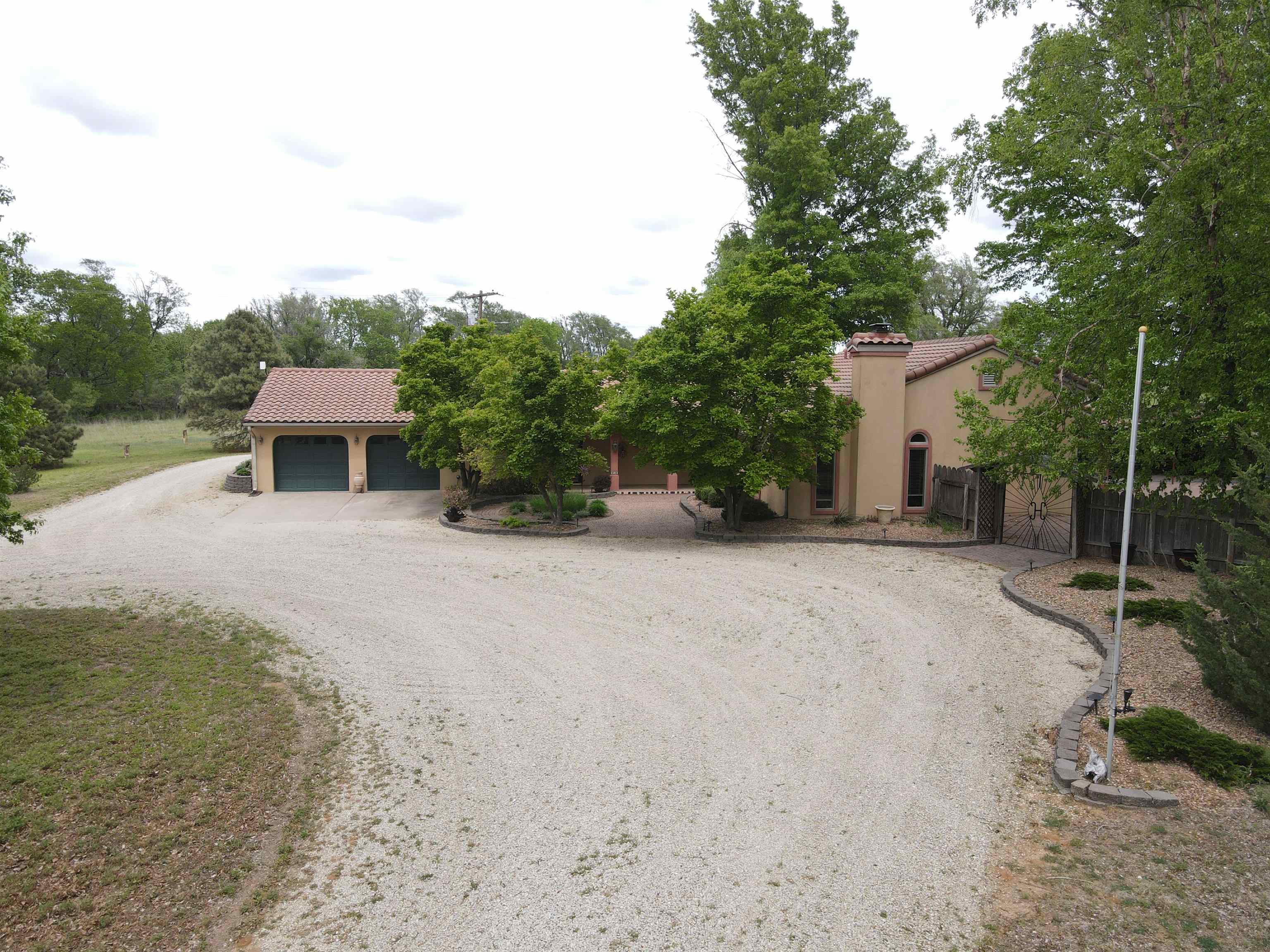 2282 Camp Rd. Property Photo 32