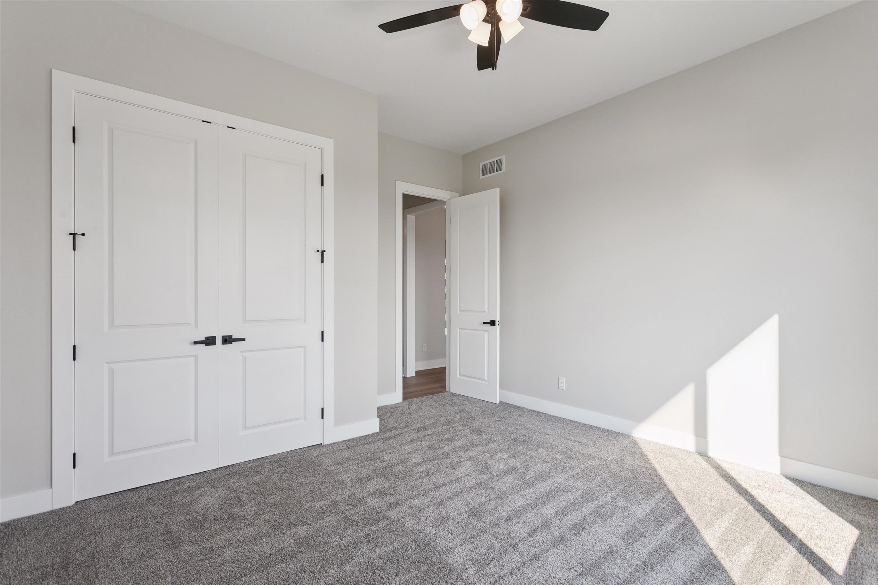 5046 N Remington St. Property Photo 31
