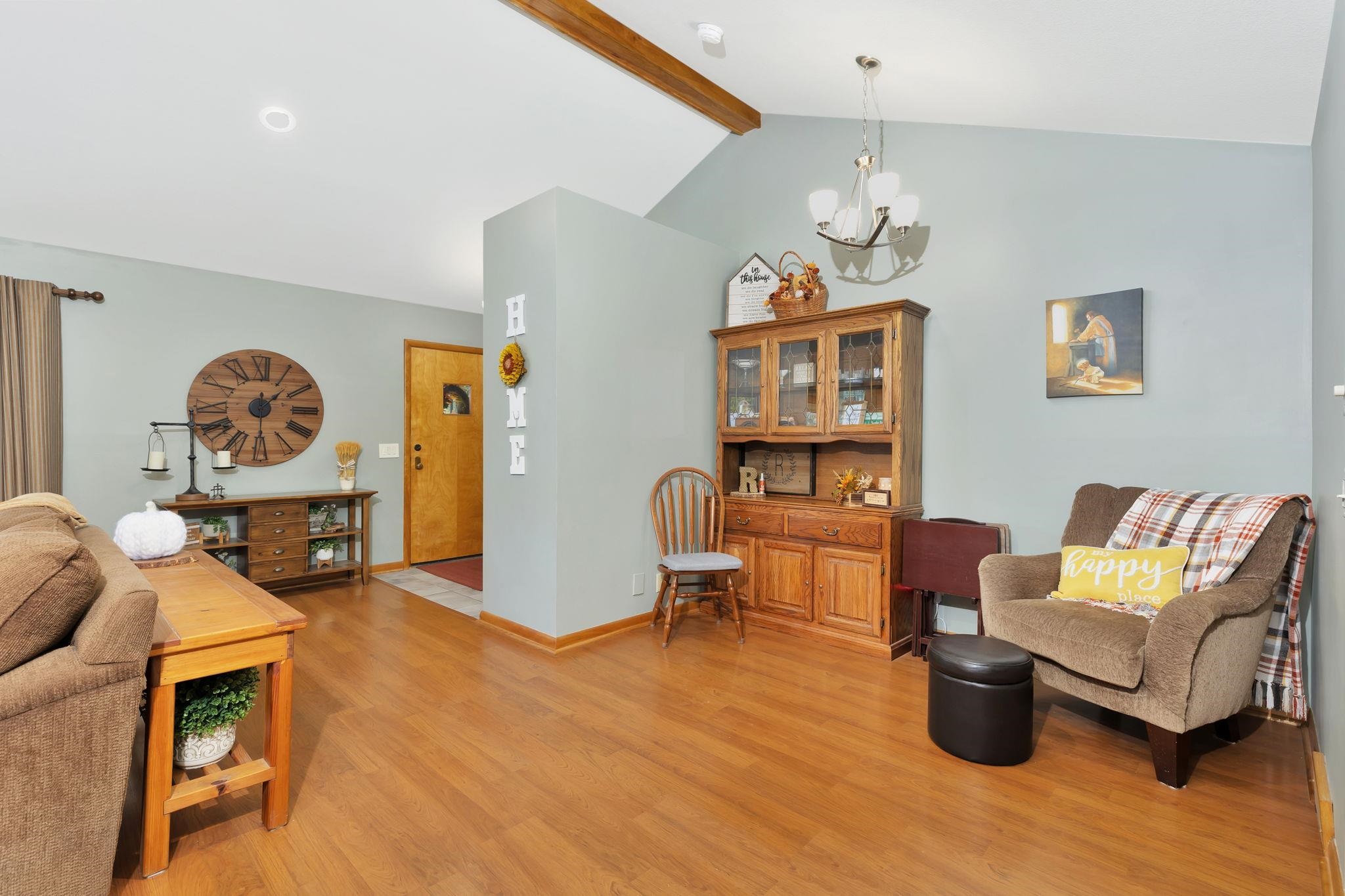 1707 Sunset Dr Property Photo 8