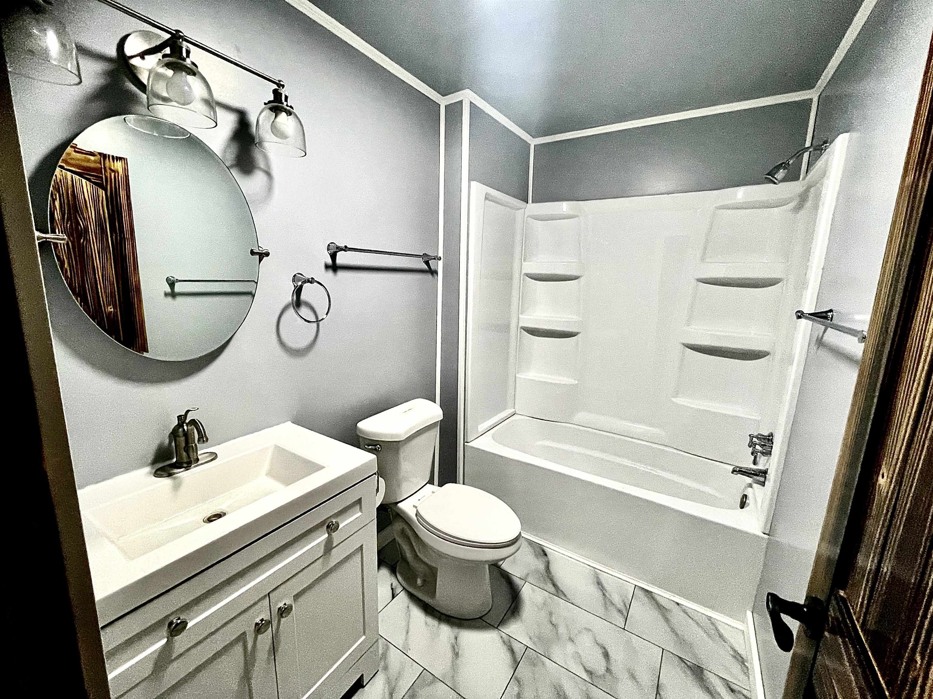 904 E 5th Ave. Property Photo 13