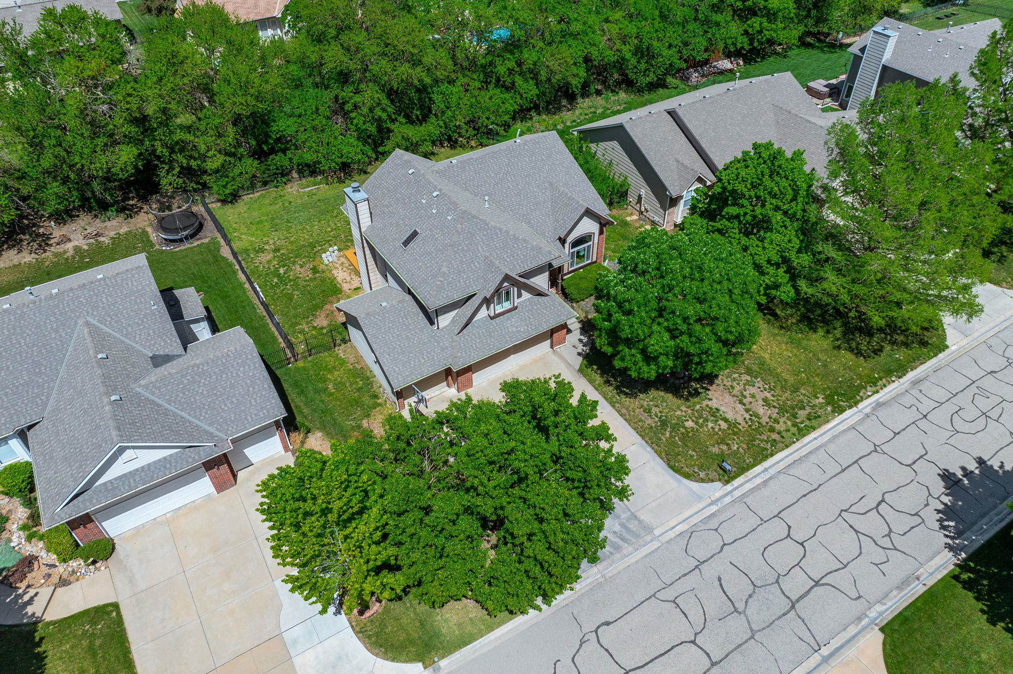 11236 E Killarney Cir Property Photo 3