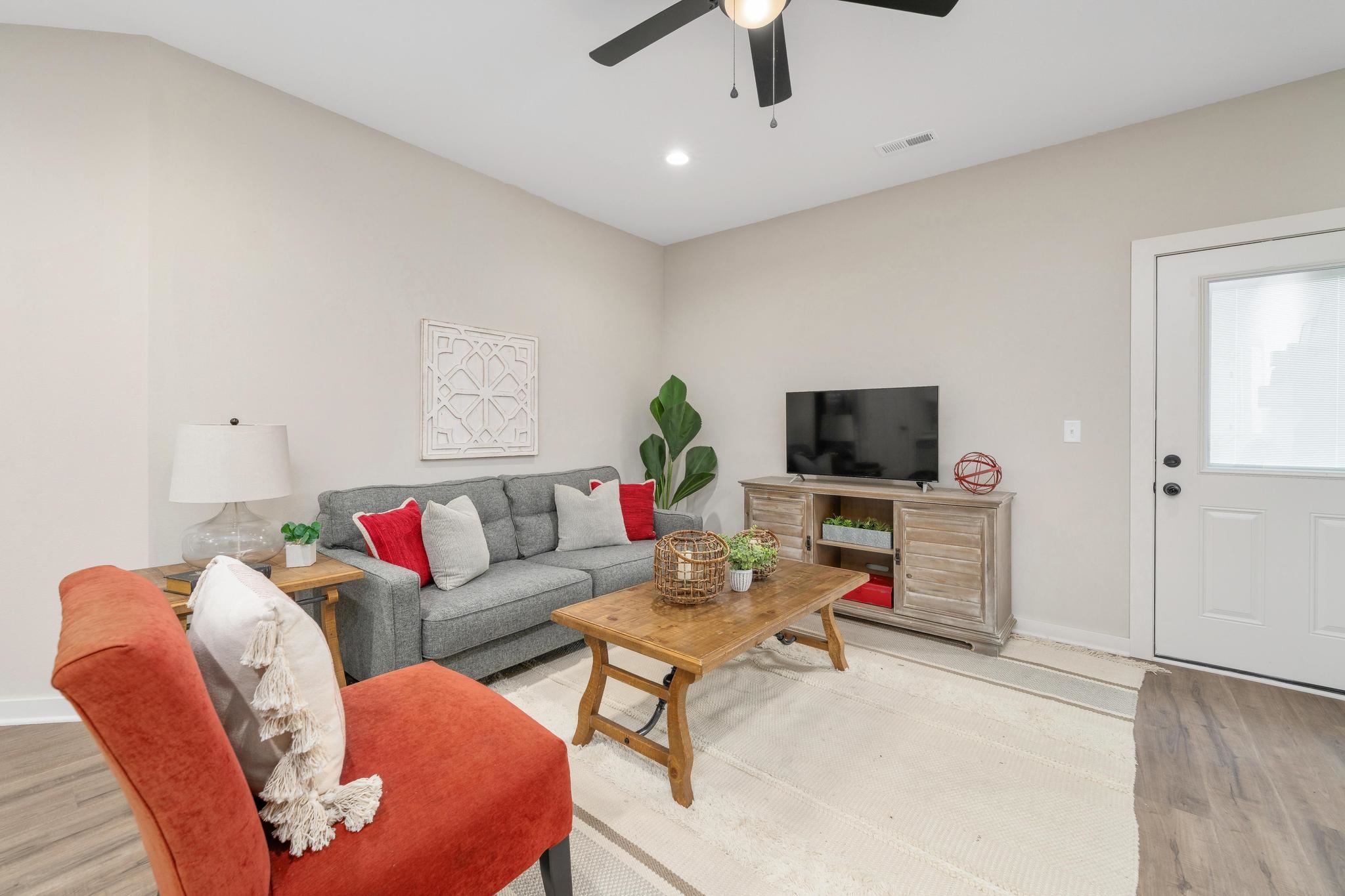 2873 S Cedar Crest Ct Property Photo 4