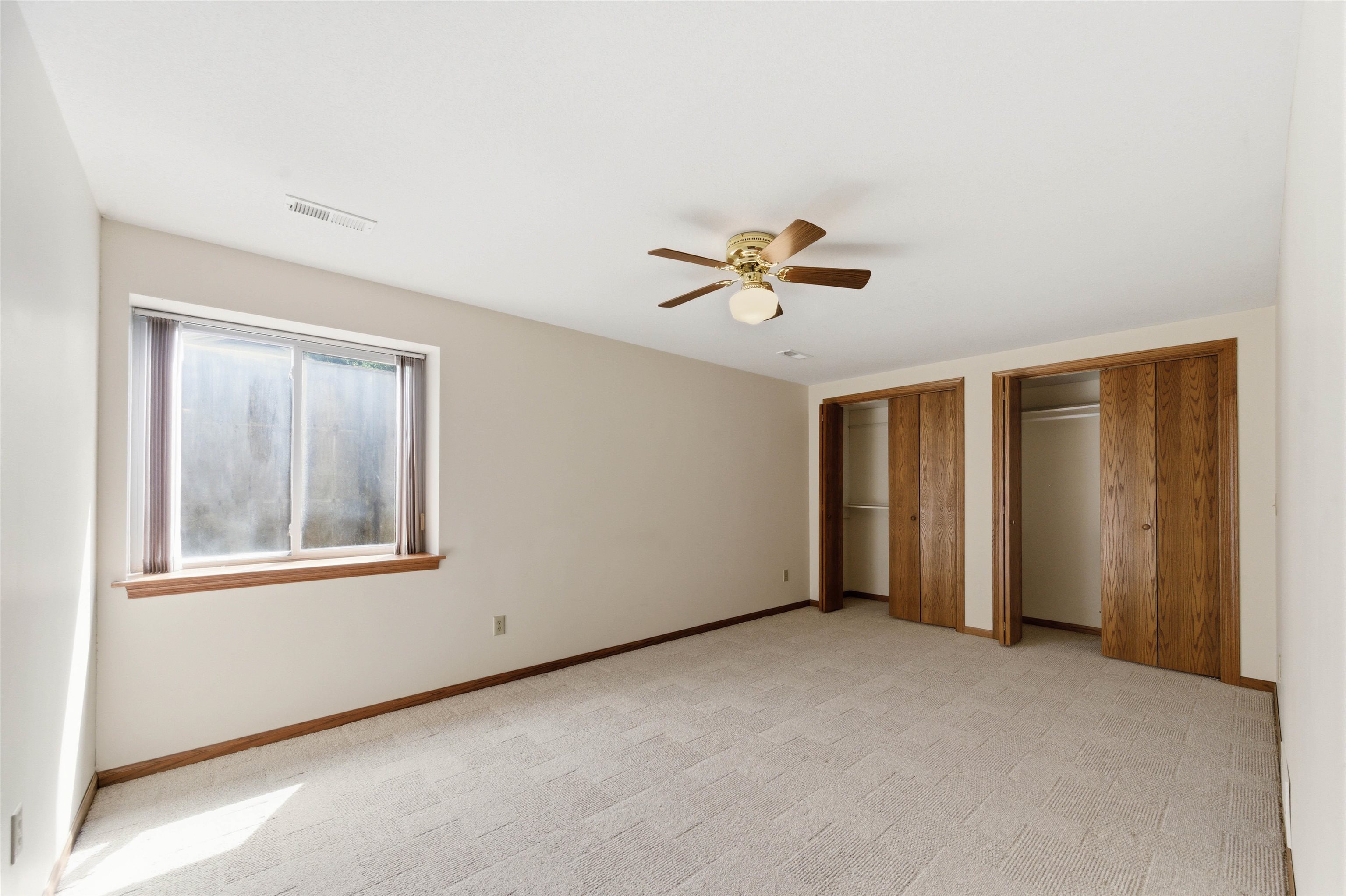 1216 S Chestnut St. Property Photo 25