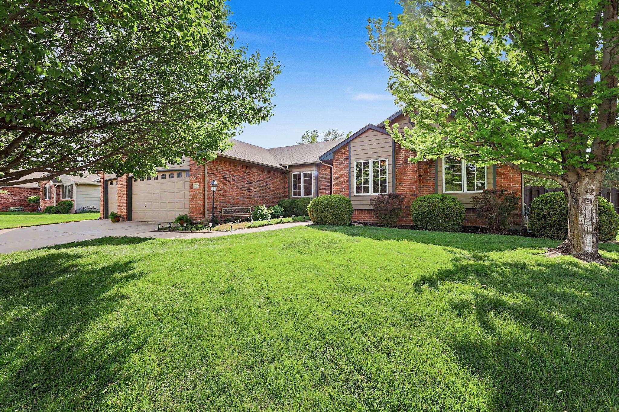 1357 N Forestview Property Photo 1