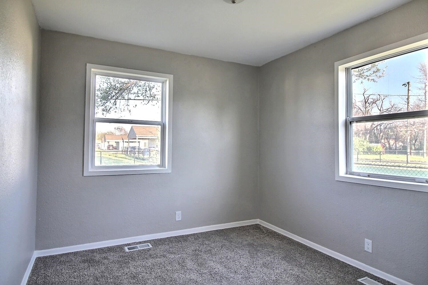 2608 N Minnesota Property Photo 8