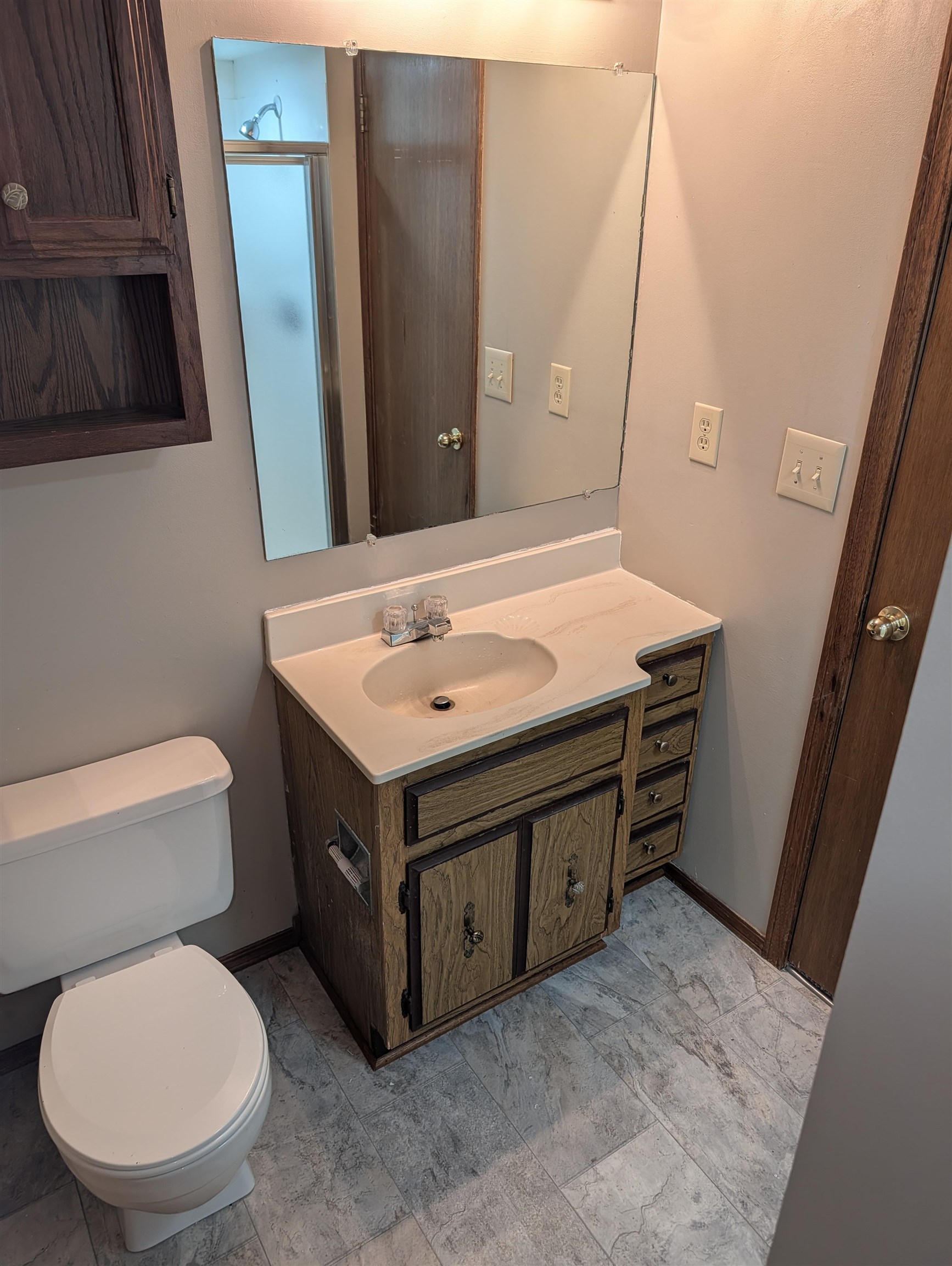 1717 S Cypress Property Photo 10
