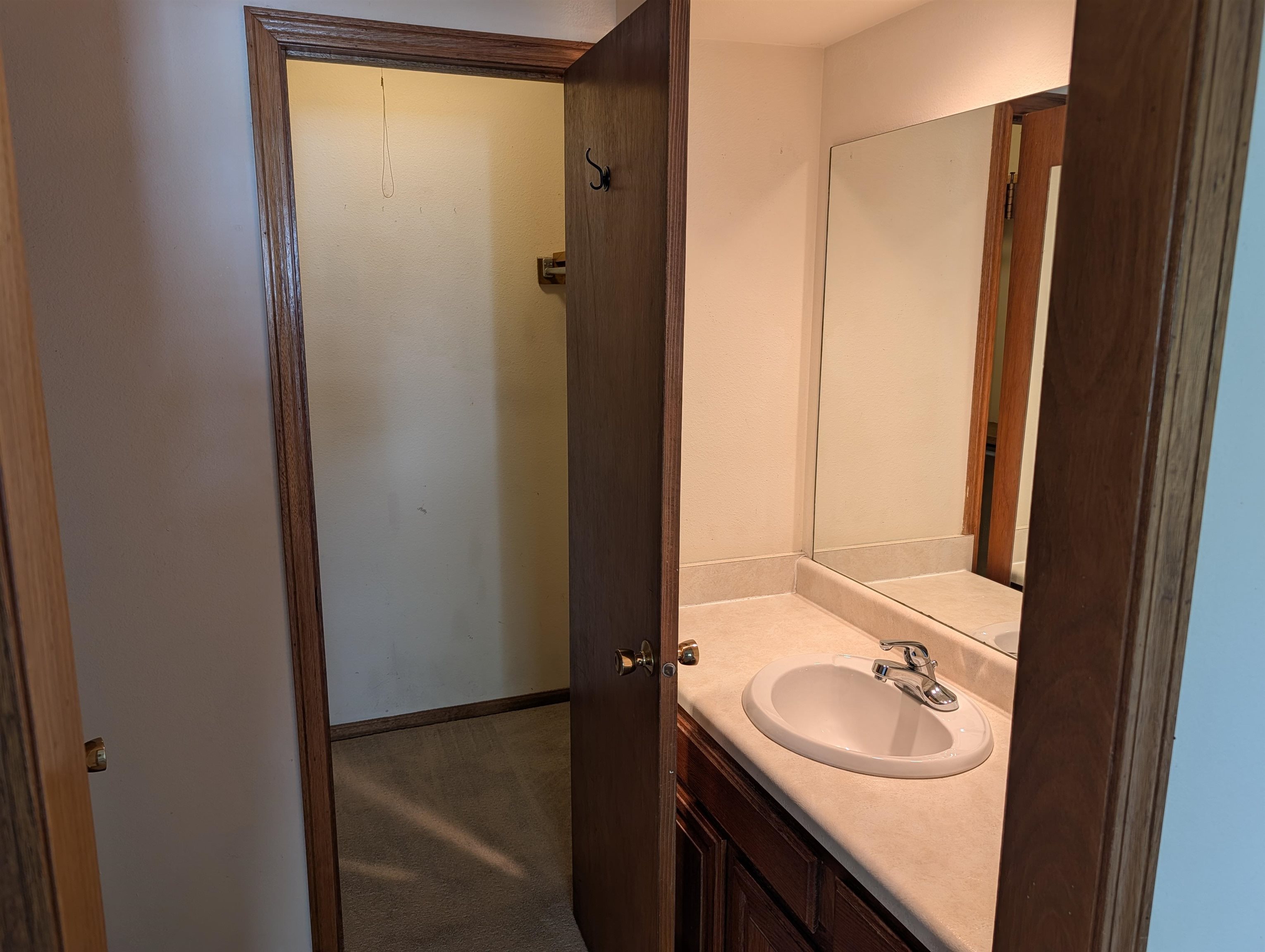1717 S Cypress Property Photo 4