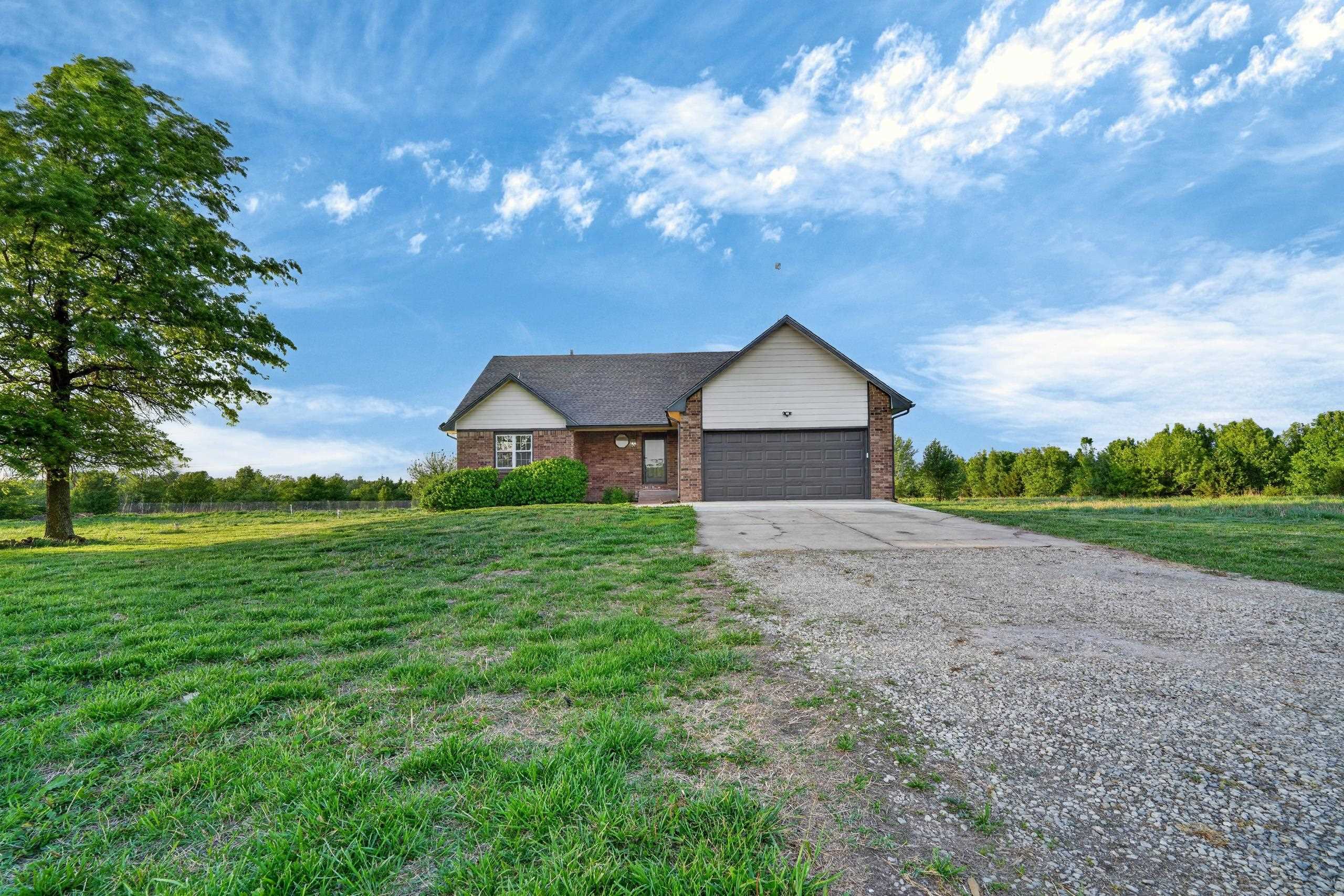 13610 E Deerfield Trl Property Photo 1